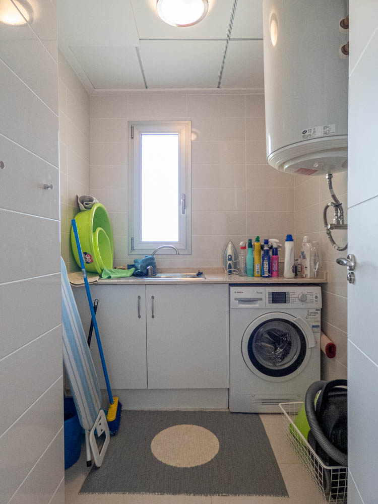 For sale - 4 Bedroom 2 Bathroom Apartment in Los Dolses - Inland  - Alicante