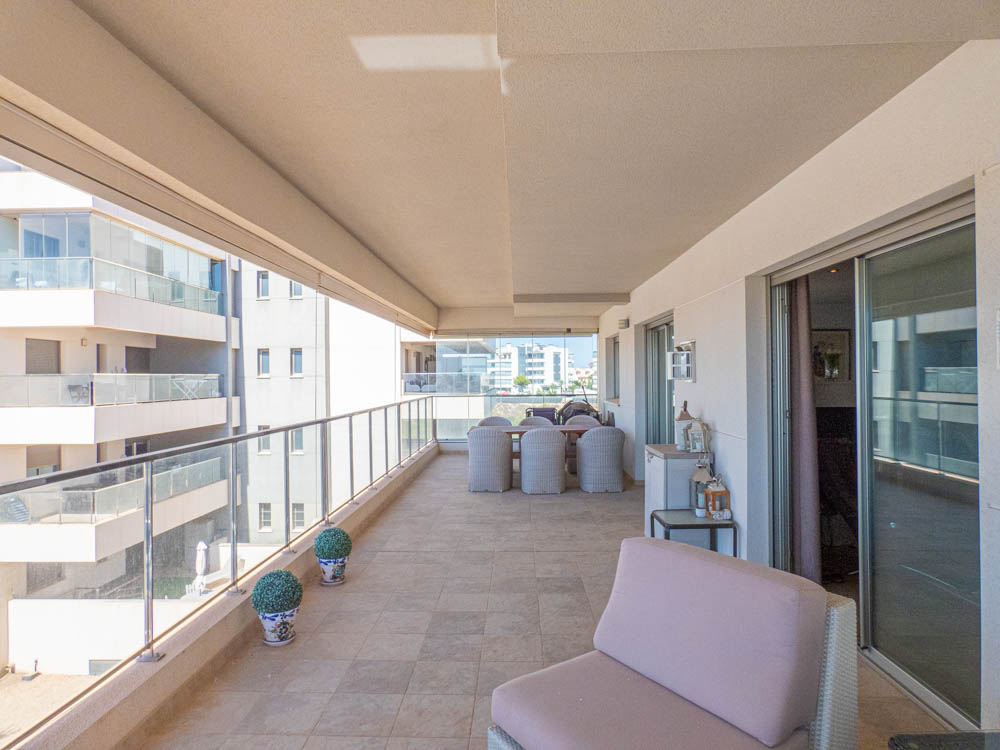 For sale - 4 Bedroom 2 Bathroom Apartment in Los Dolses - Inland  - Alicante