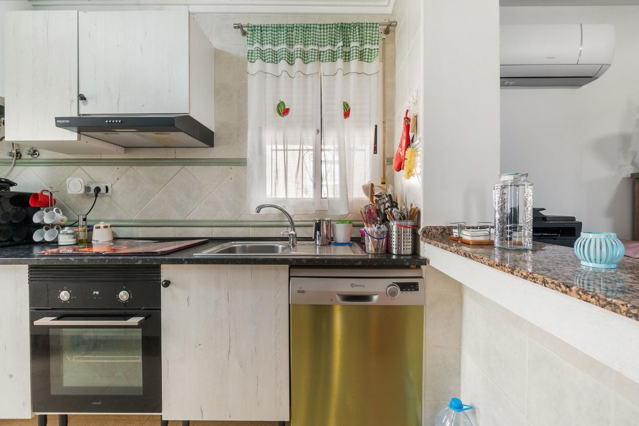 For sale - 3 Bedroom 2 Bathroom Town House in Orihuela Costa - Costa Blanca  - Alicante