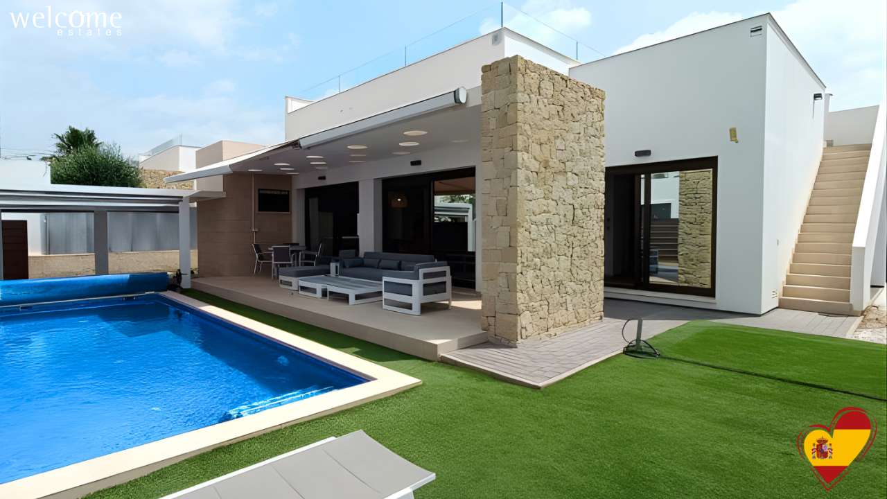 For sale - 3 Bedroom 2 Bathroom Villa in Vistabella Golf Entre Naranjos - Inland  - Alicante