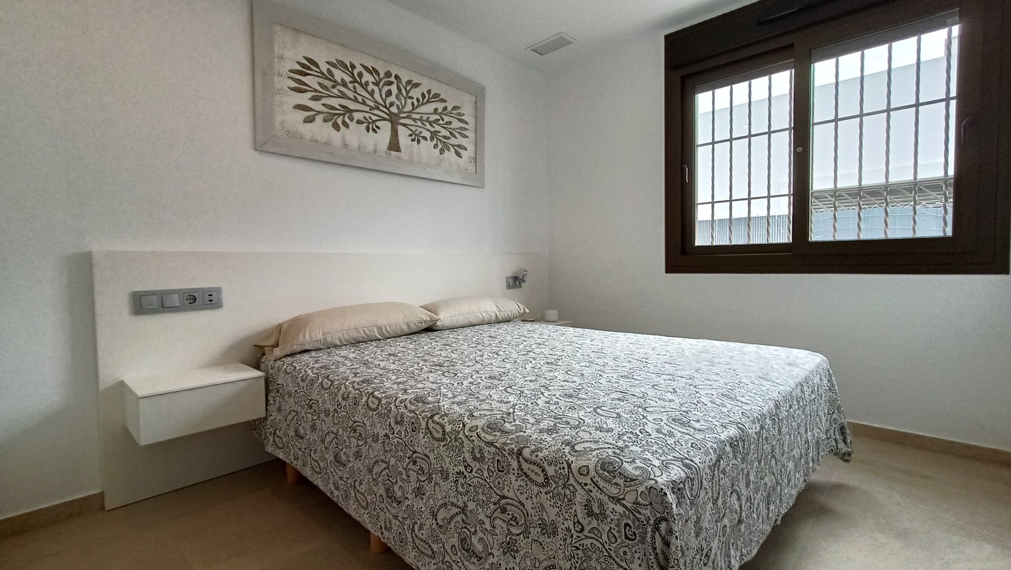 For sale - 3 Bedroom 2 Bathroom Villa in Vistabella Golf Entre Naranjos - Inland  - Alicante