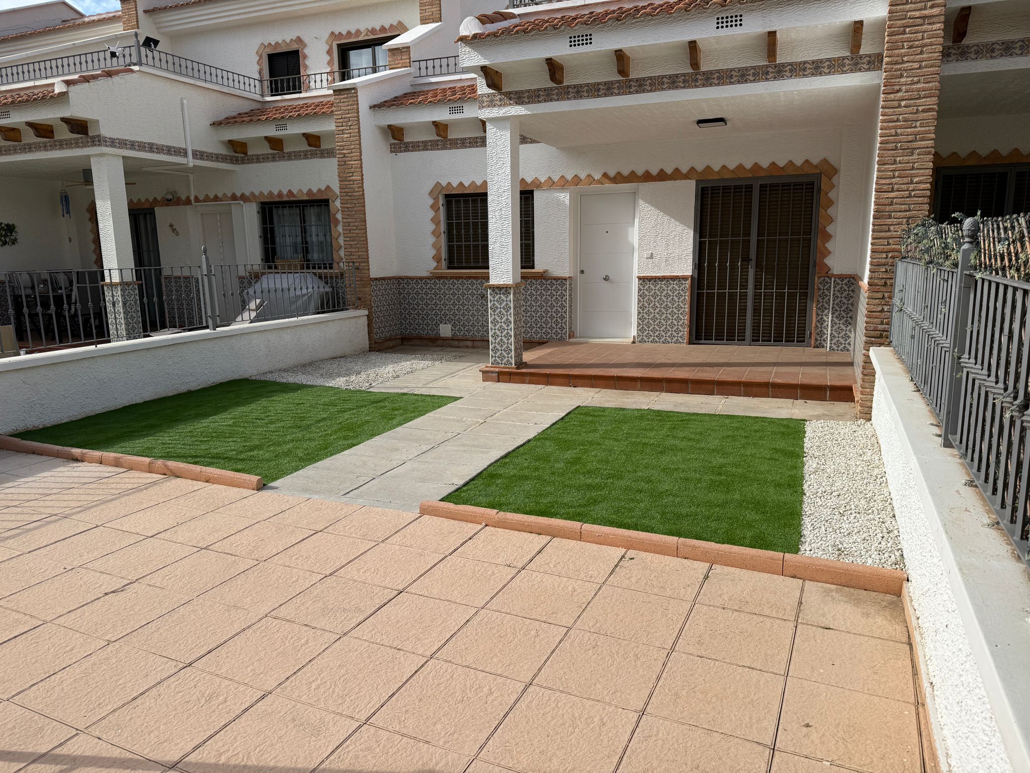 For sale - 3 Bedroom 3 Bathroom Town House in San Miguel de Salinas - Inland  - Alicante
