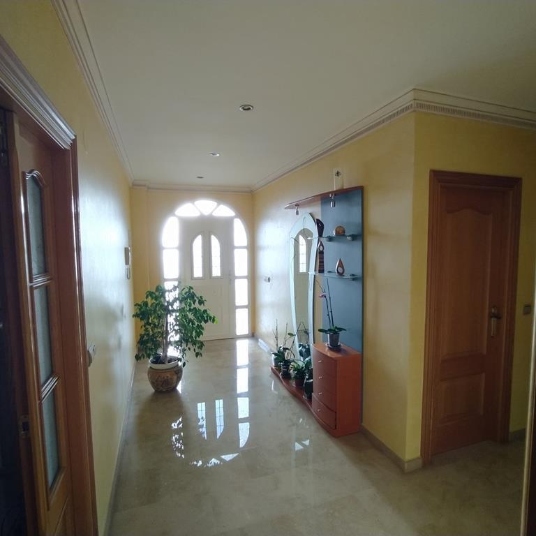 For sale - 4 Bedroom 2 Bathroom Villa in Orihuela - LOS DESEMPARADOS  - Alicante