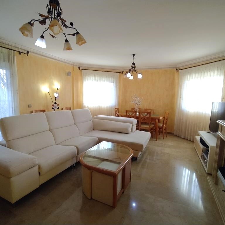 For sale - 4 Bedroom 2 Bathroom Villa in Orihuela - LOS DESEMPARADOS  - Alicante