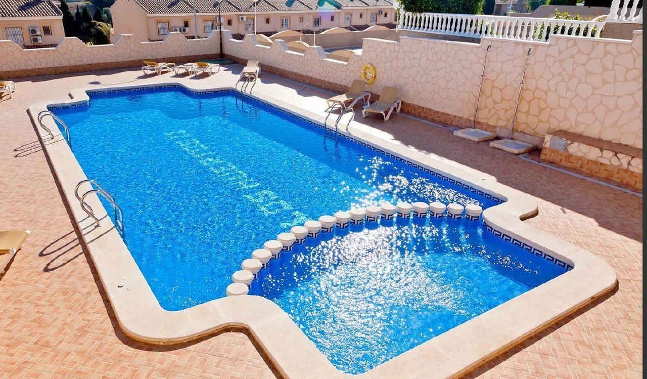 For sale - 4 Bedroom 2 Bathroom Villa in Los Altos - Costa Blanca  - Alicante