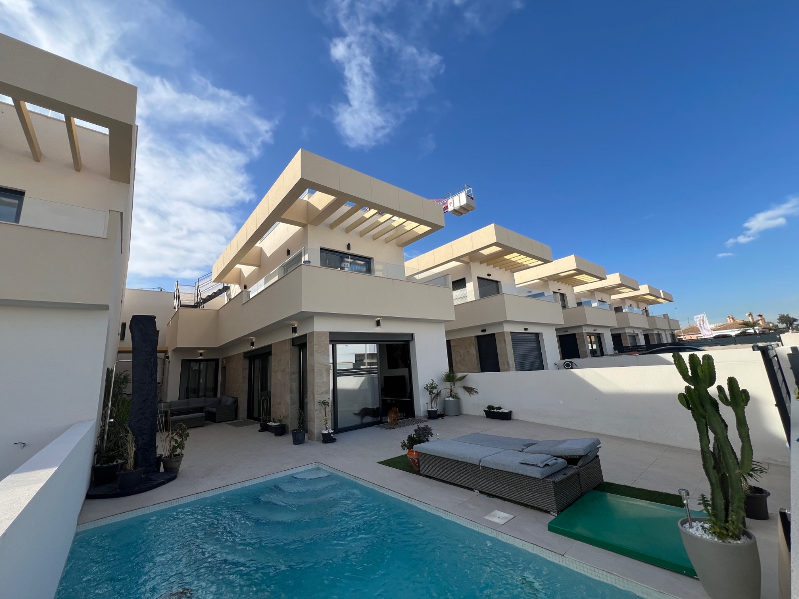 For sale - 3 Bedroom 3 Bathroom Villa in Los Montesinos - Costa Blanca  - Alicante