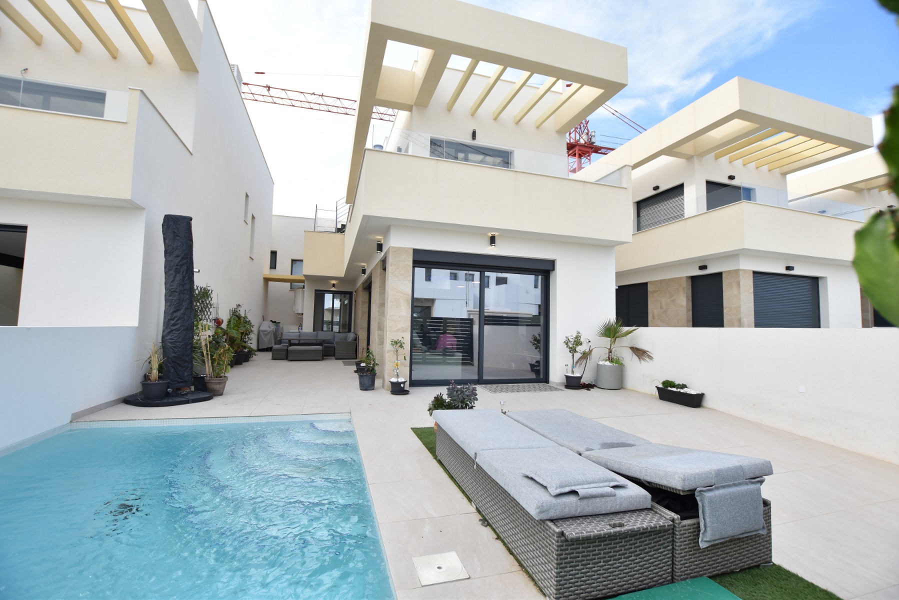 For sale - 3 Bedroom 3 Bathroom Villa in Los Montesinos - Costa Blanca  - Alicante