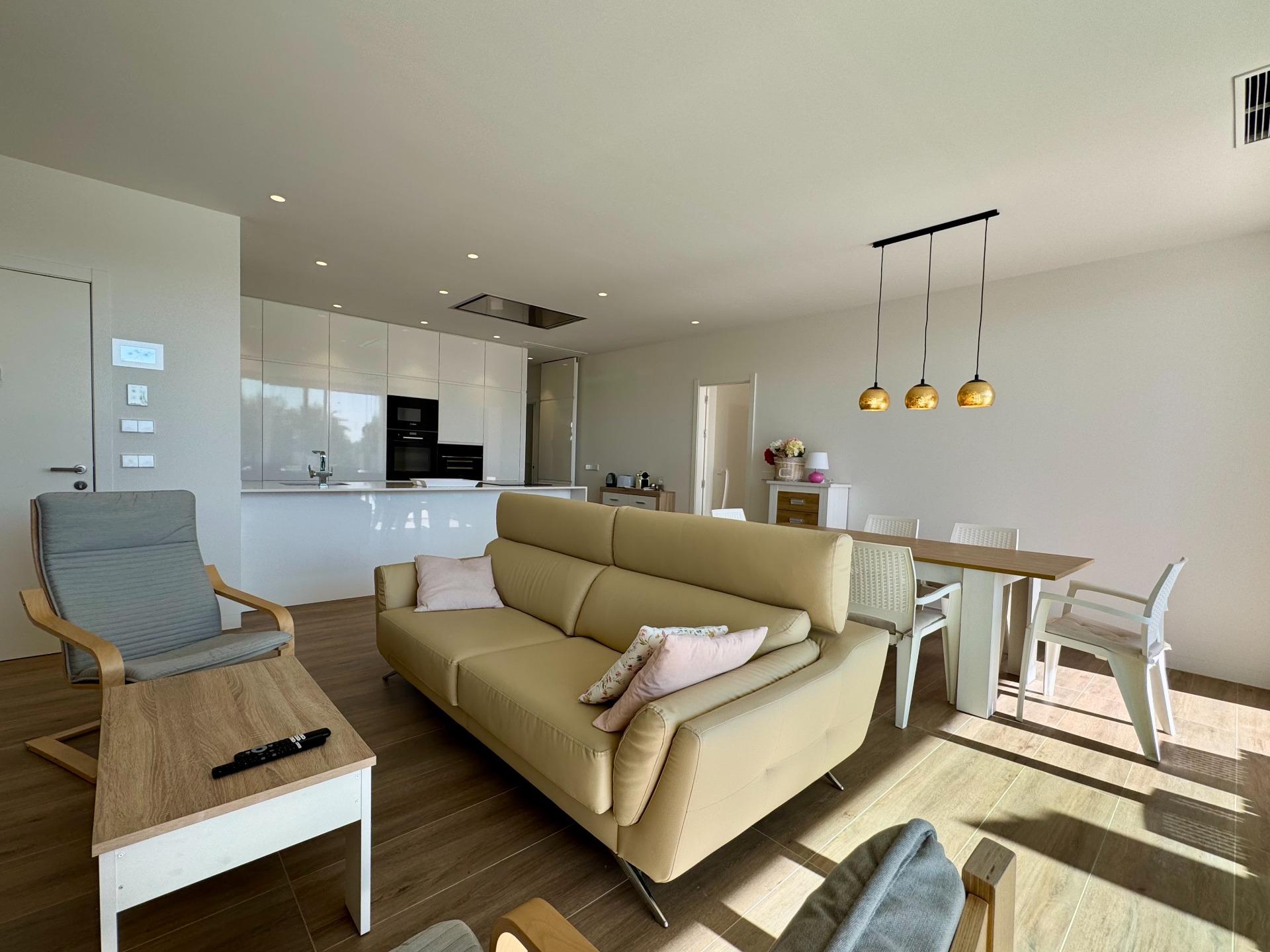 For sale - 3 Bedroom 2 Bathroom Apartment in Orihuela - Las Colinas Golf  - Alicante