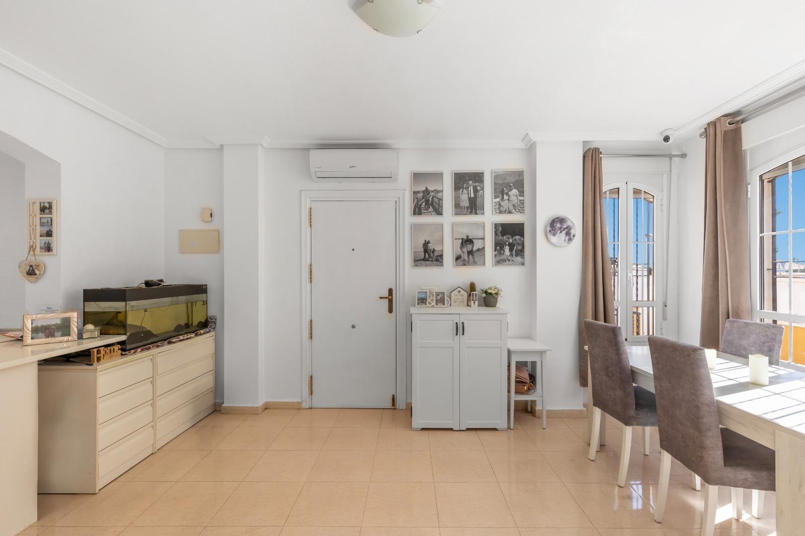 For sale - 2 Bedroom 2 Bathroom Semi Detached in Cabo Roig - Lomas de Cabo Roig  - Alicante