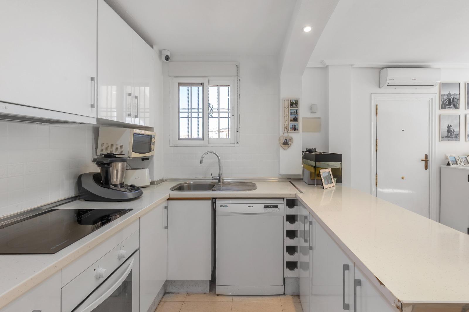 For sale - 2 Bedroom 2 Bathroom Semi Detached in Cabo Roig - Lomas de Cabo Roig  - Alicante