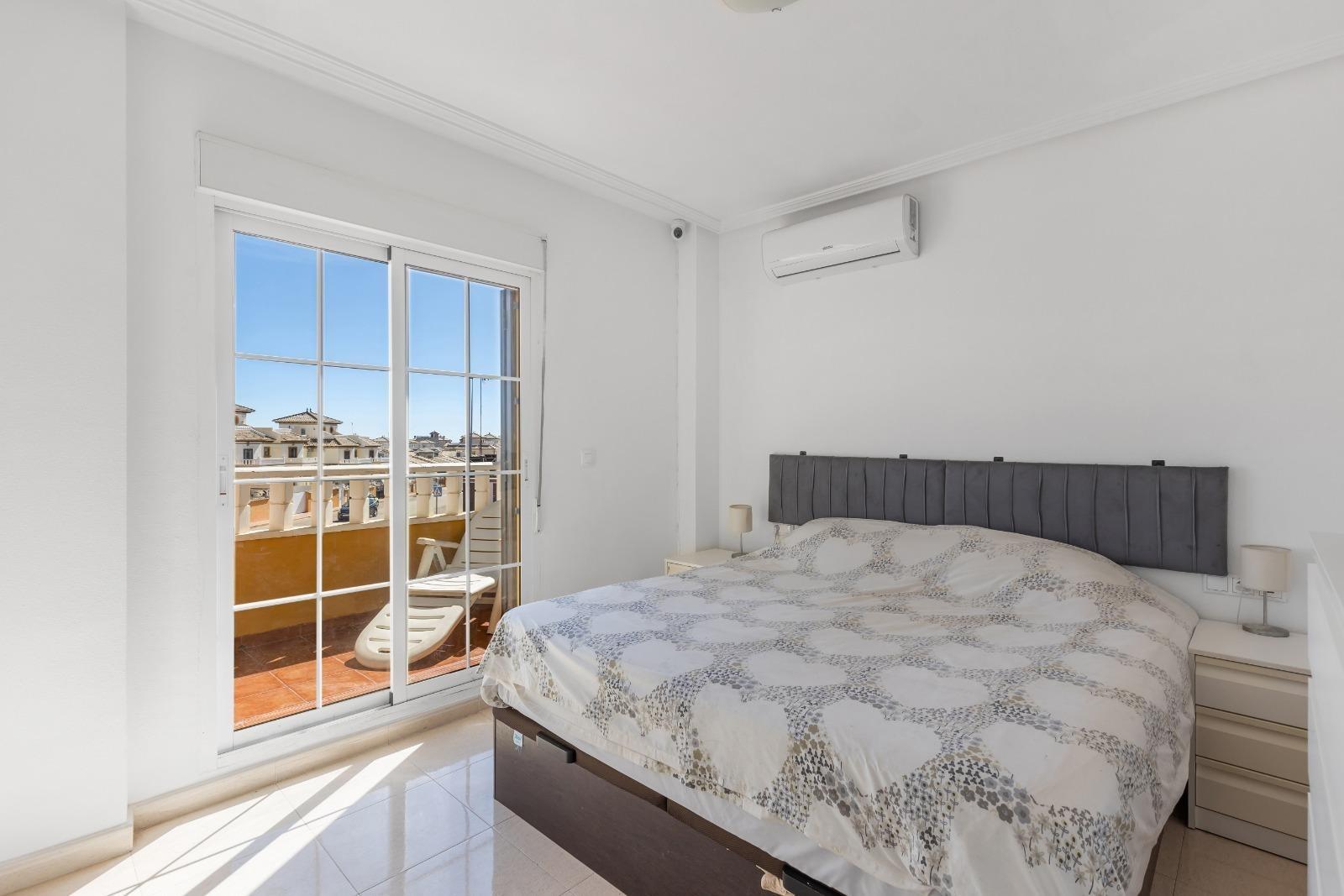 For sale - 2 Bedroom 2 Bathroom Semi Detached in Cabo Roig - Lomas de Cabo Roig  - Alicante