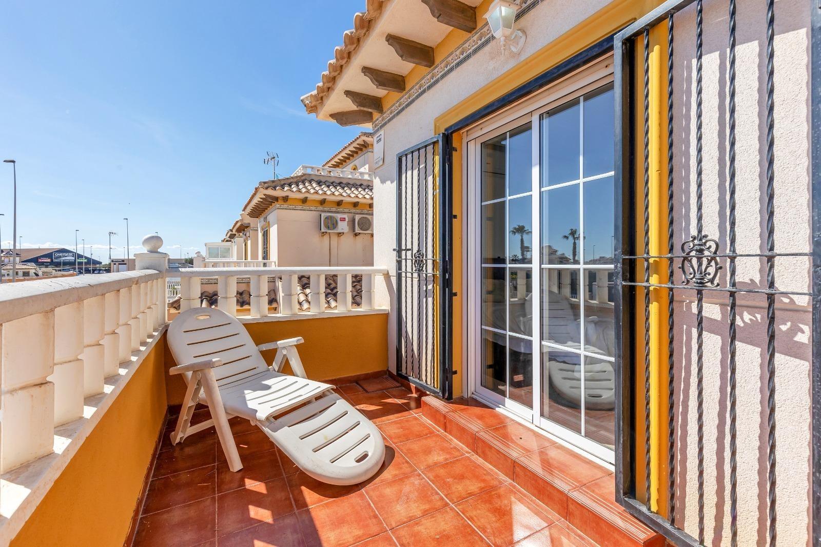 For sale - 2 Bedroom 2 Bathroom Semi Detached in Cabo Roig - Lomas de Cabo Roig  - Alicante