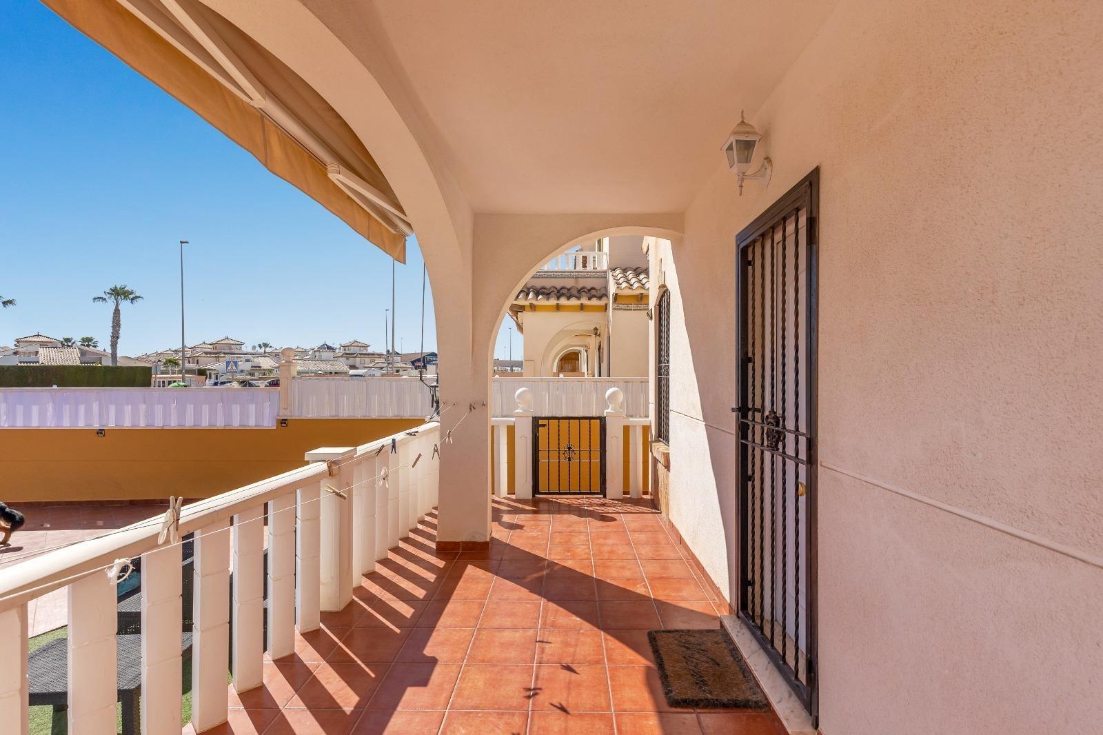 For sale - 2 Bedroom 2 Bathroom Semi Detached in Cabo Roig - Lomas de Cabo Roig  - Alicante
