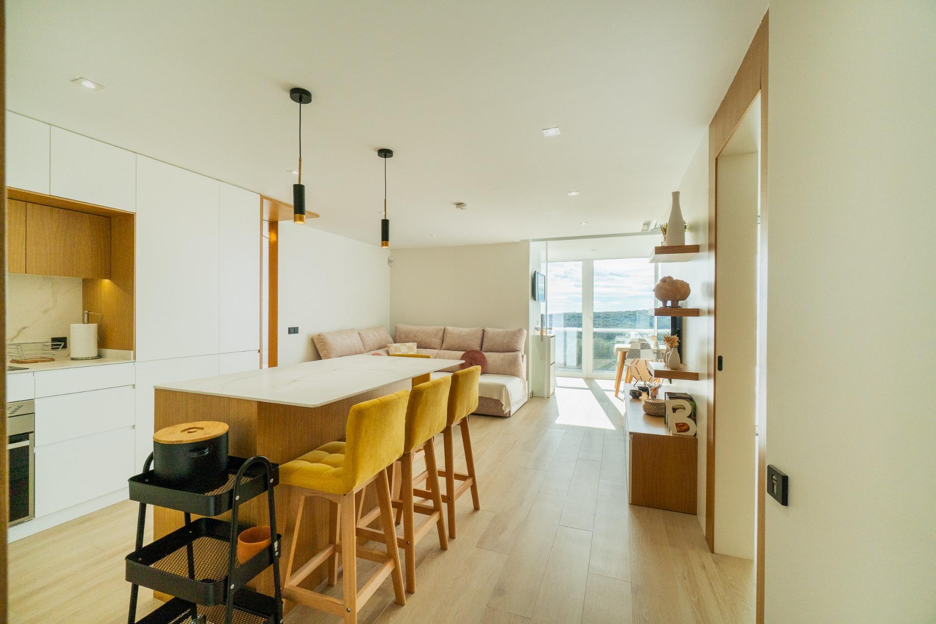 For sale - 3 Bedroom 1 Bathroom Flat in Guardamar del Segura - Puerto Deportivo  - Alicante