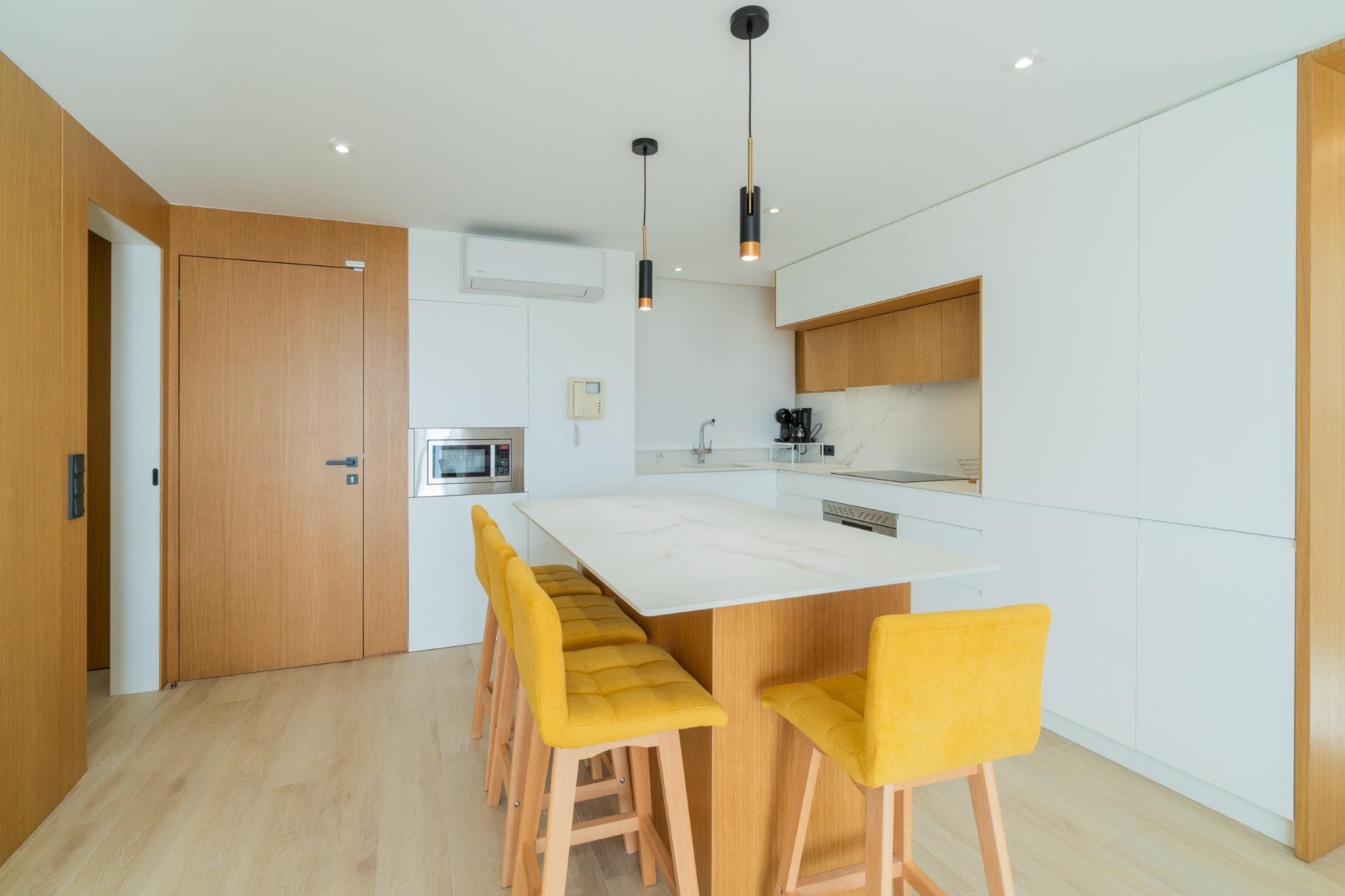 For sale - 3 Bedroom 1 Bathroom Apartment in Guardamar del Segura - Puerto Deportivo  - Alicante