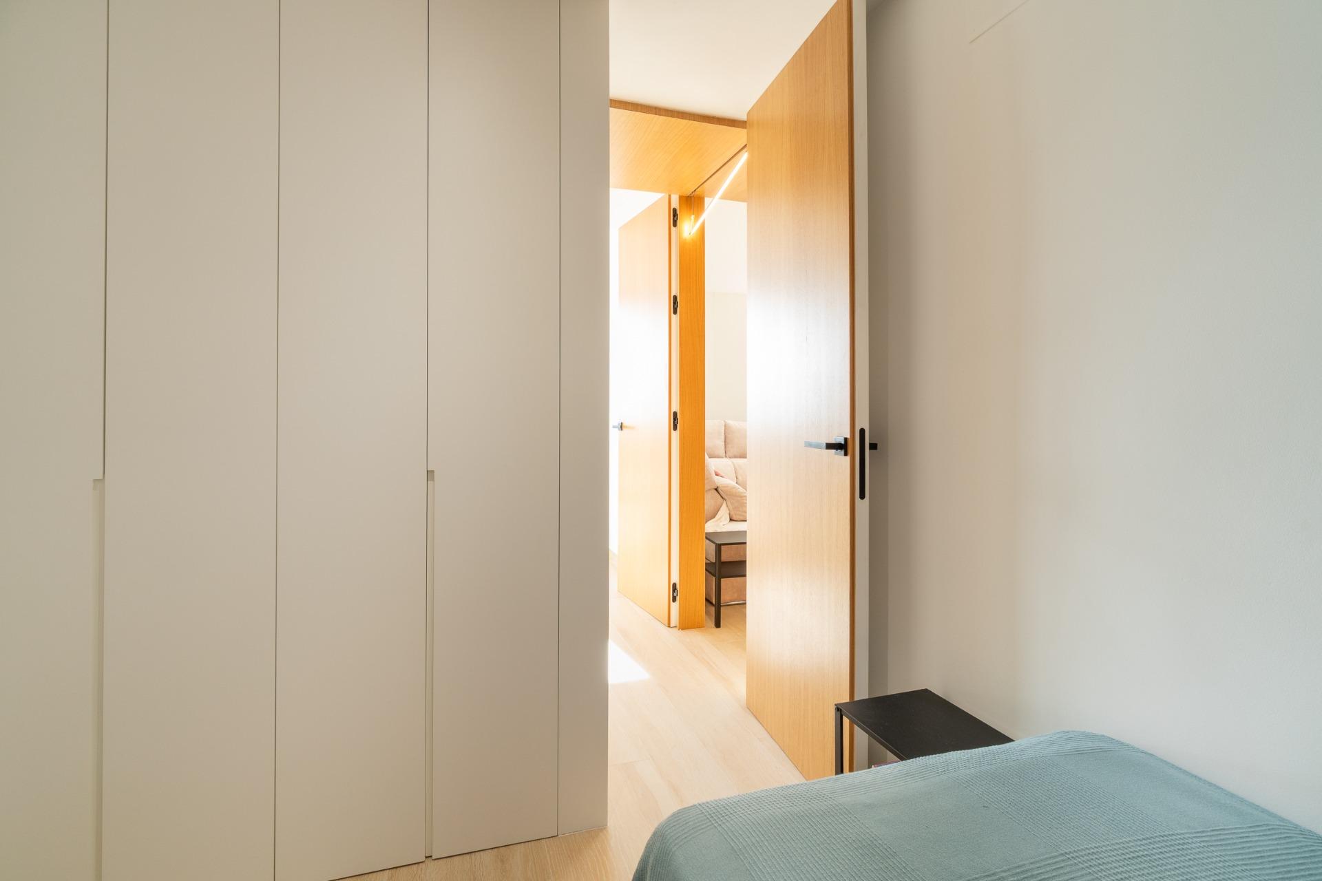 For sale - 3 Bedroom 1 Bathroom Apartment in Guardamar del Segura - Puerto Deportivo  - Alicante