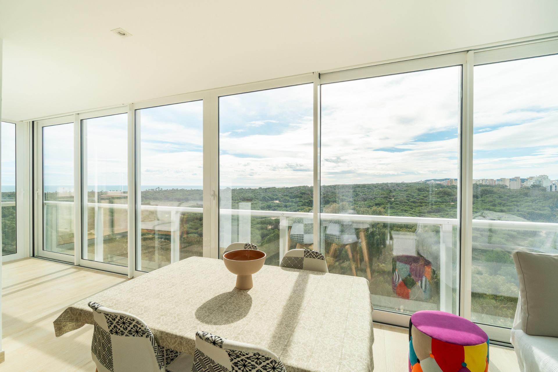 For sale - 3 Bedroom 1 Bathroom Apartment in Guardamar del Segura - Puerto Deportivo  - Alicante