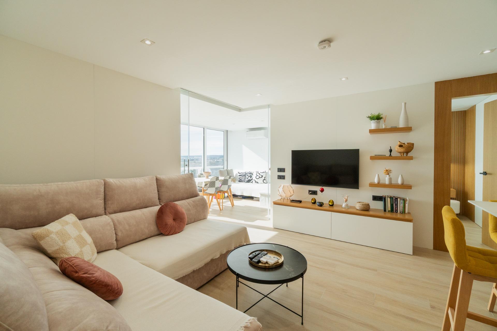 For sale - 3 Bedroom 1 Bathroom Apartment in Guardamar del Segura - Puerto Deportivo  - Alicante