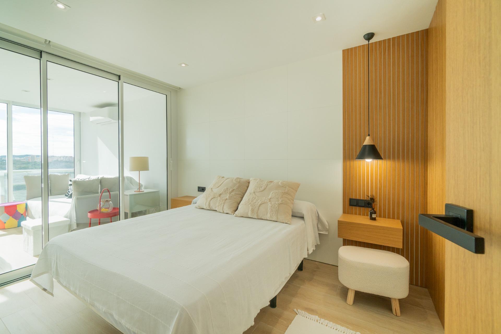 For sale - 3 Bedroom 1 Bathroom Apartment in Guardamar del Segura - Puerto Deportivo  - Alicante