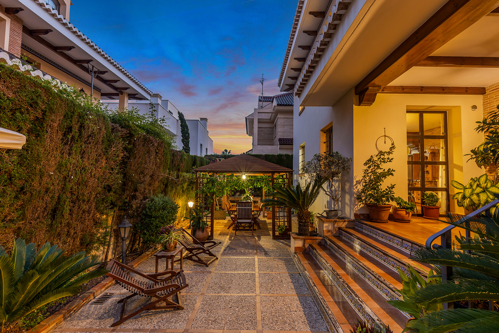 For sale - 6 Bedroom 6 Bathroom Villa in Torrevieja - La Veleta  - Alicante