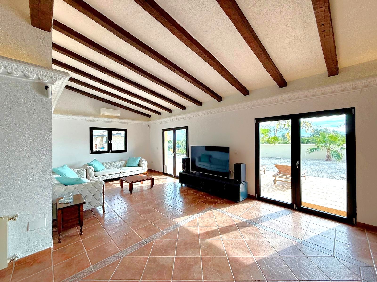 For sale - 3 Bedroom 3 Bathroom Villa in San Miguel de Salinas - San Miguel de Salinas  - Alicante