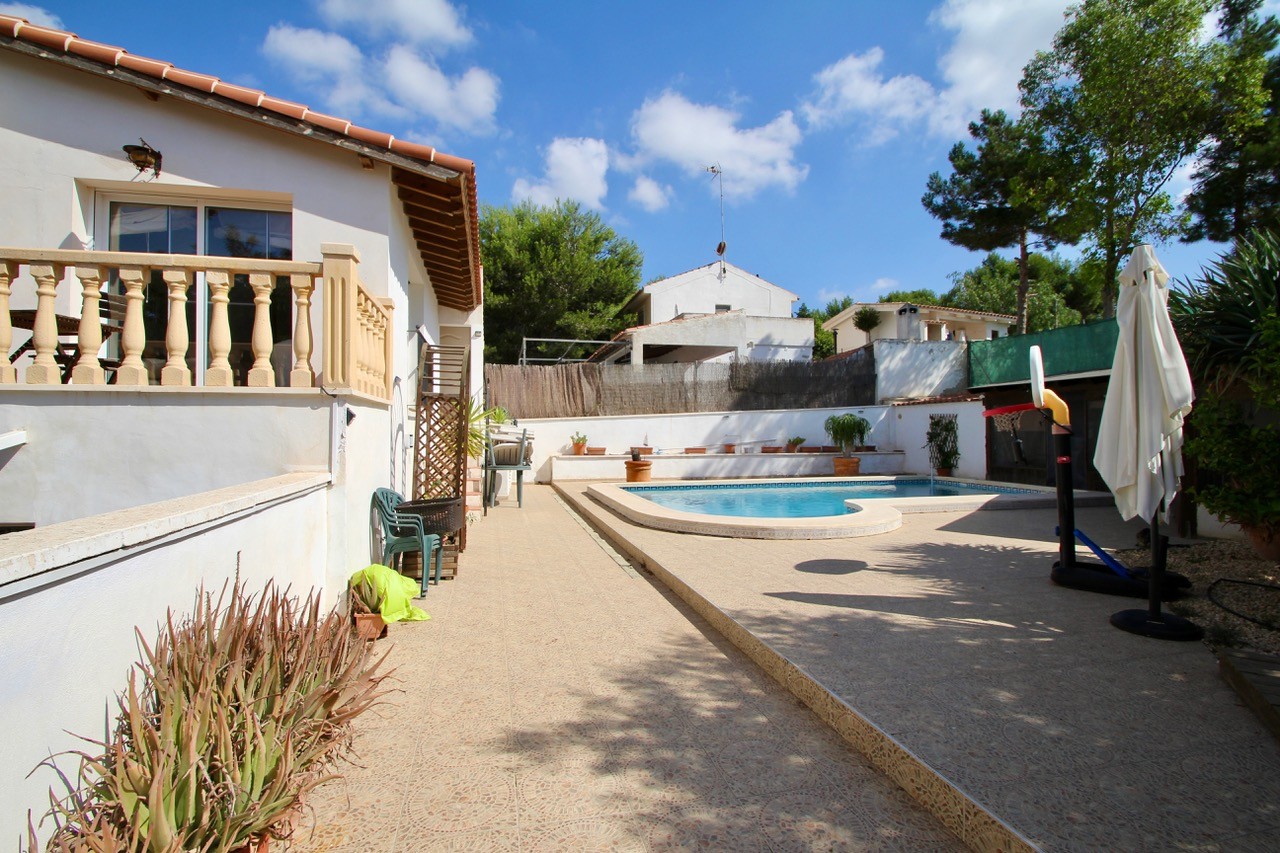 For sale - 4 Bedroom 2 Bathroom Villa in Close to Sucina - Fortuna  - Murcia