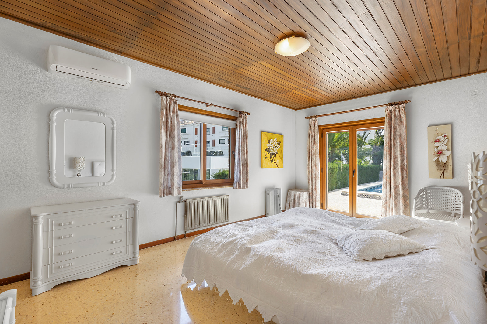 For sale - 5 Bedroom 3 Bathroom Villa in Orihuela Costa - Las Filipinas  - Alicante