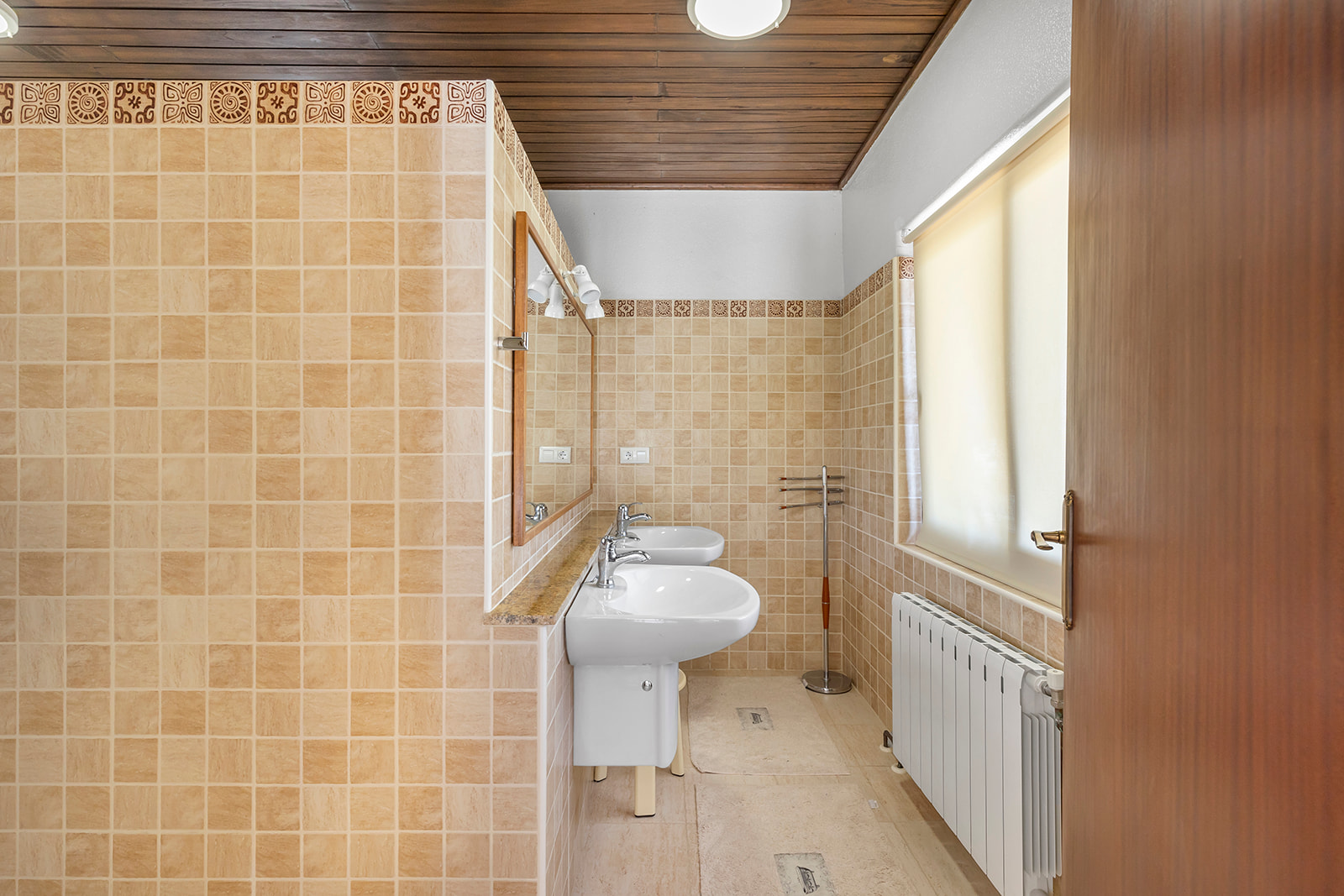 For sale - 5 Bedroom 3 Bathroom Villa in Orihuela Costa - Las Filipinas  - Alicante