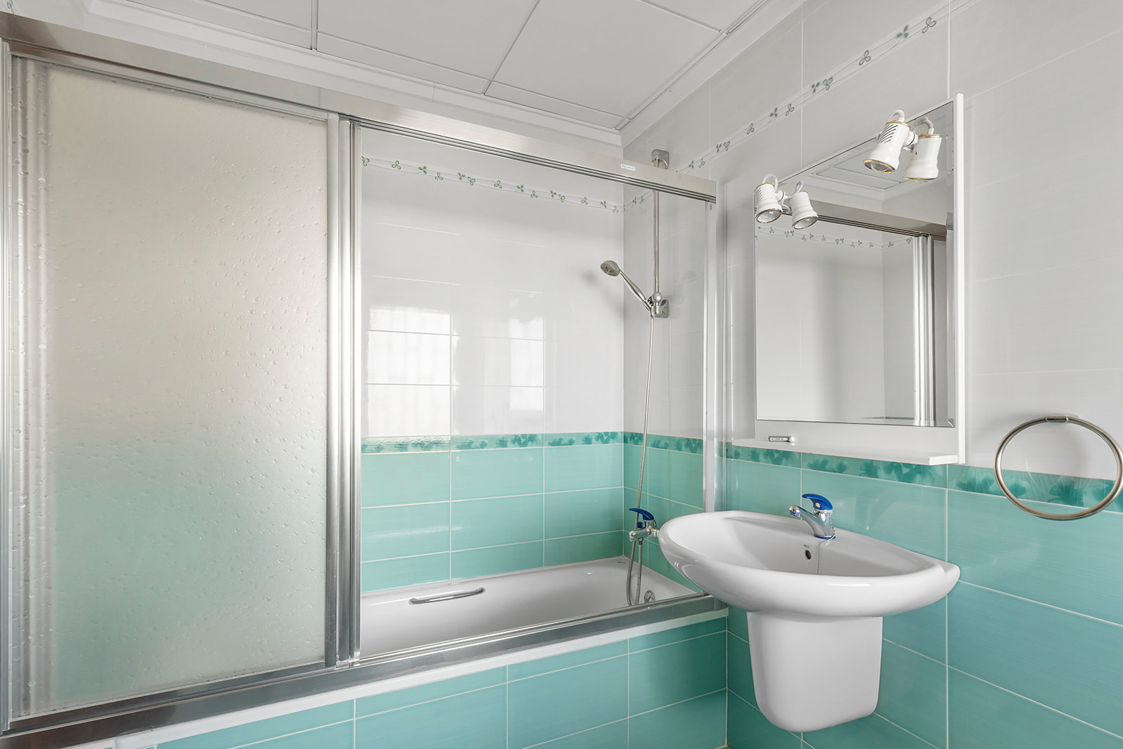 For sale - 5 Bedroom 3 Bathroom Villa in Orihuela Costa - Las Filipinas  - Alicante