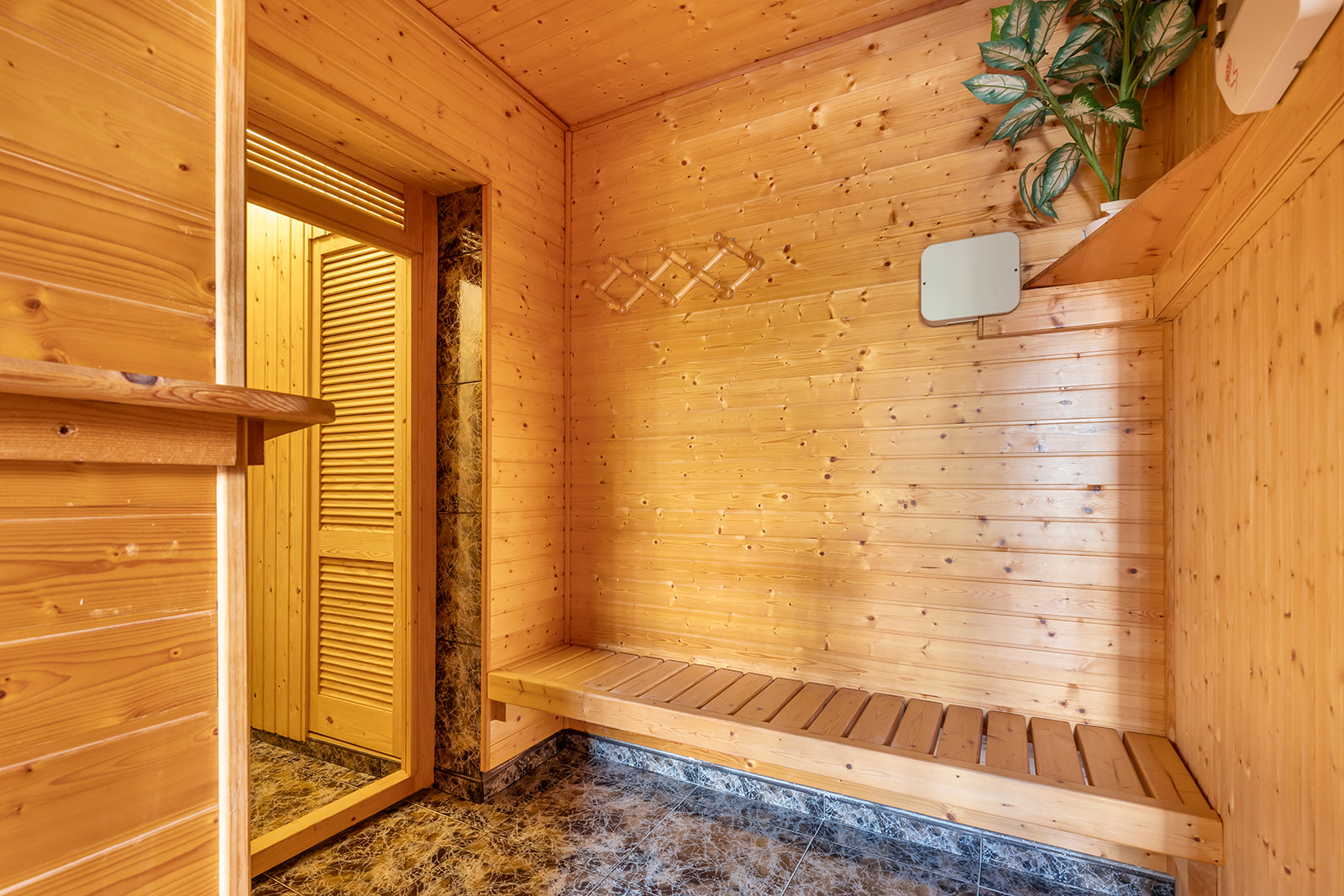 For sale - 5 Bedroom 3 Bathroom Villa in Orihuela Costa - Las Filipinas  - Alicante