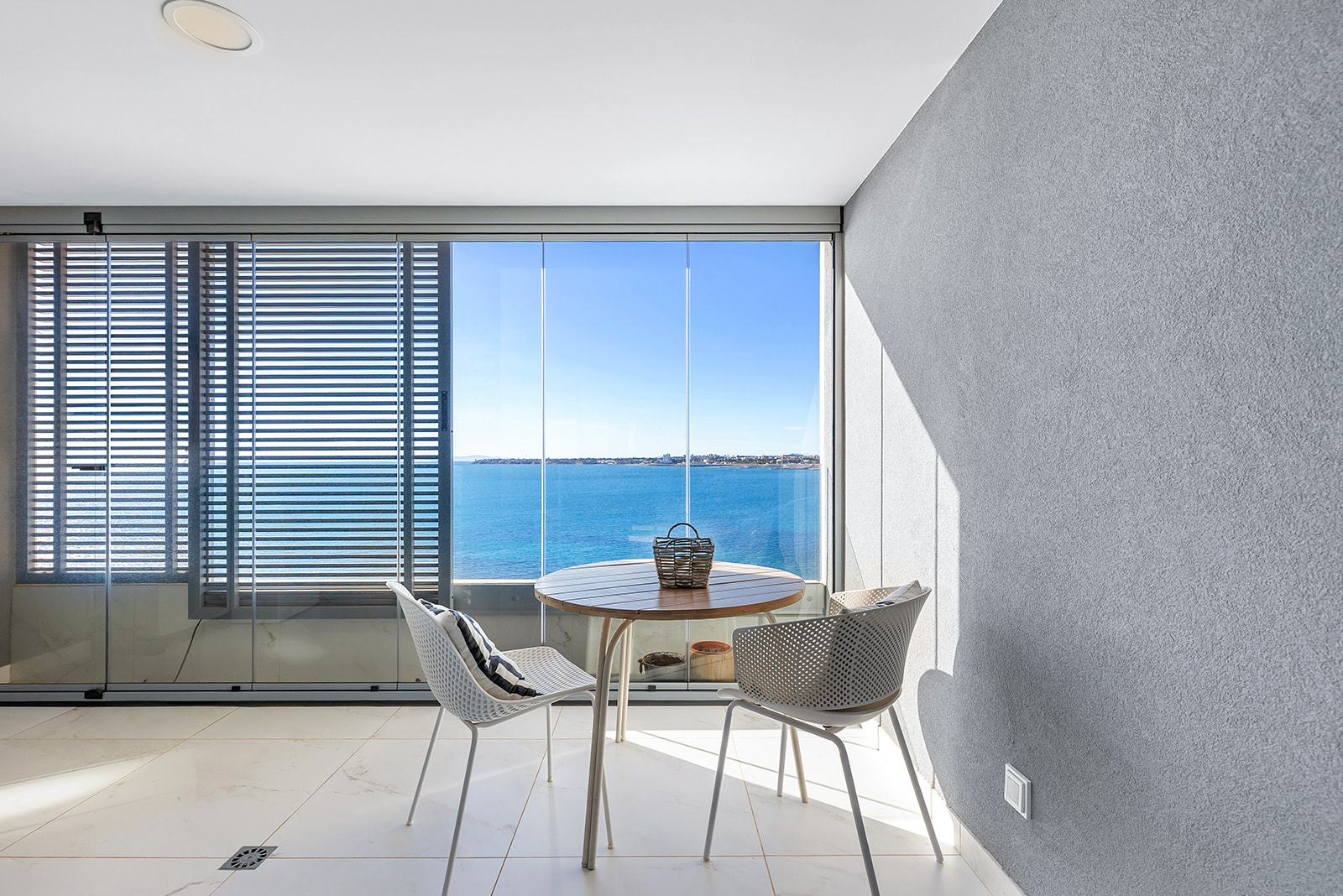 For sale - 2 Bedroom 2 Bathroom Apartment in Torrevieja - Punta Prima  - Alicante