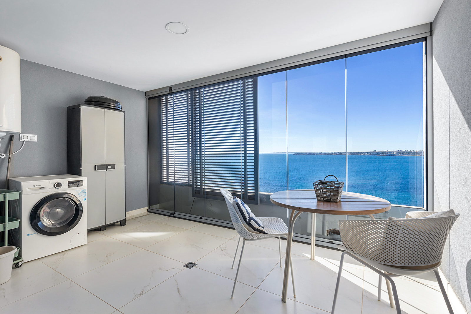 For sale - 2 Bedroom 2 Bathroom Apartment in Torrevieja - Punta Prima  - Alicante