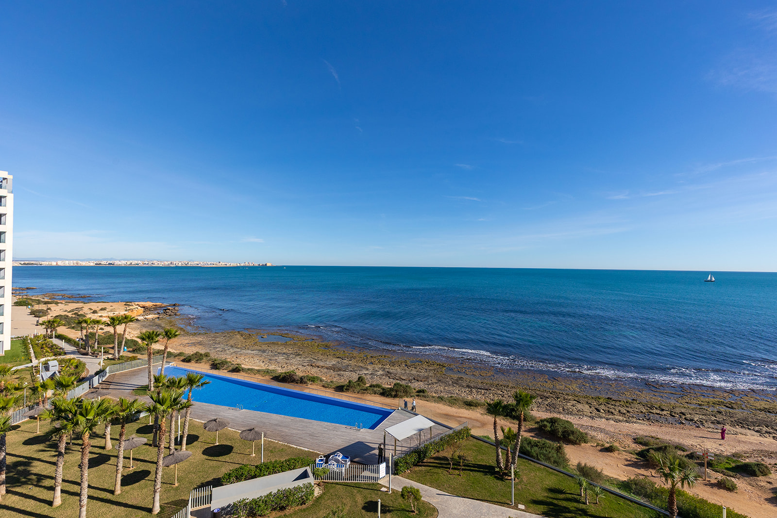 For sale - 2 Bedroom 2 Bathroom Apartment in Torrevieja - Punta Prima  - Alicante