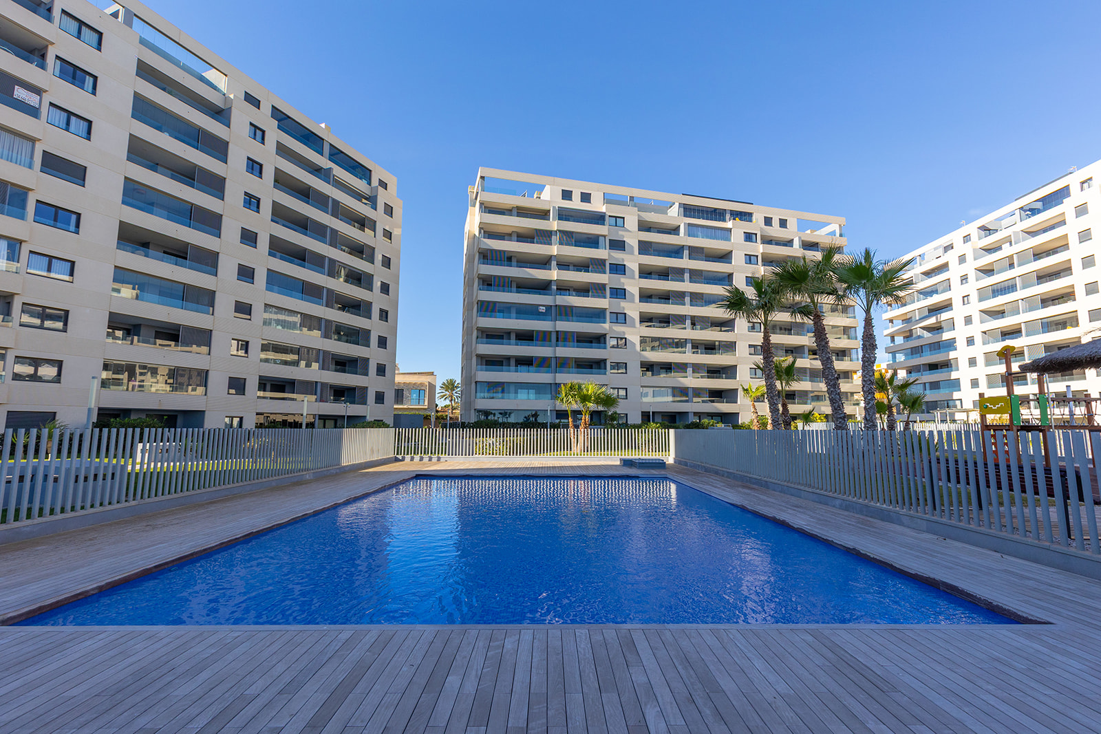 For sale - 2 Bedroom 2 Bathroom Apartment in Torrevieja - Punta Prima  - Alicante