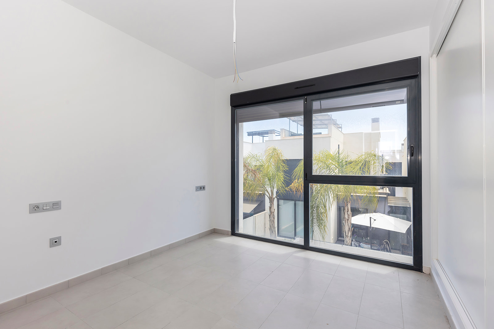 For sale - 3 Bedroom 2 Bathroom Villa in Villamartin - Orihuela Costa  - Alicante