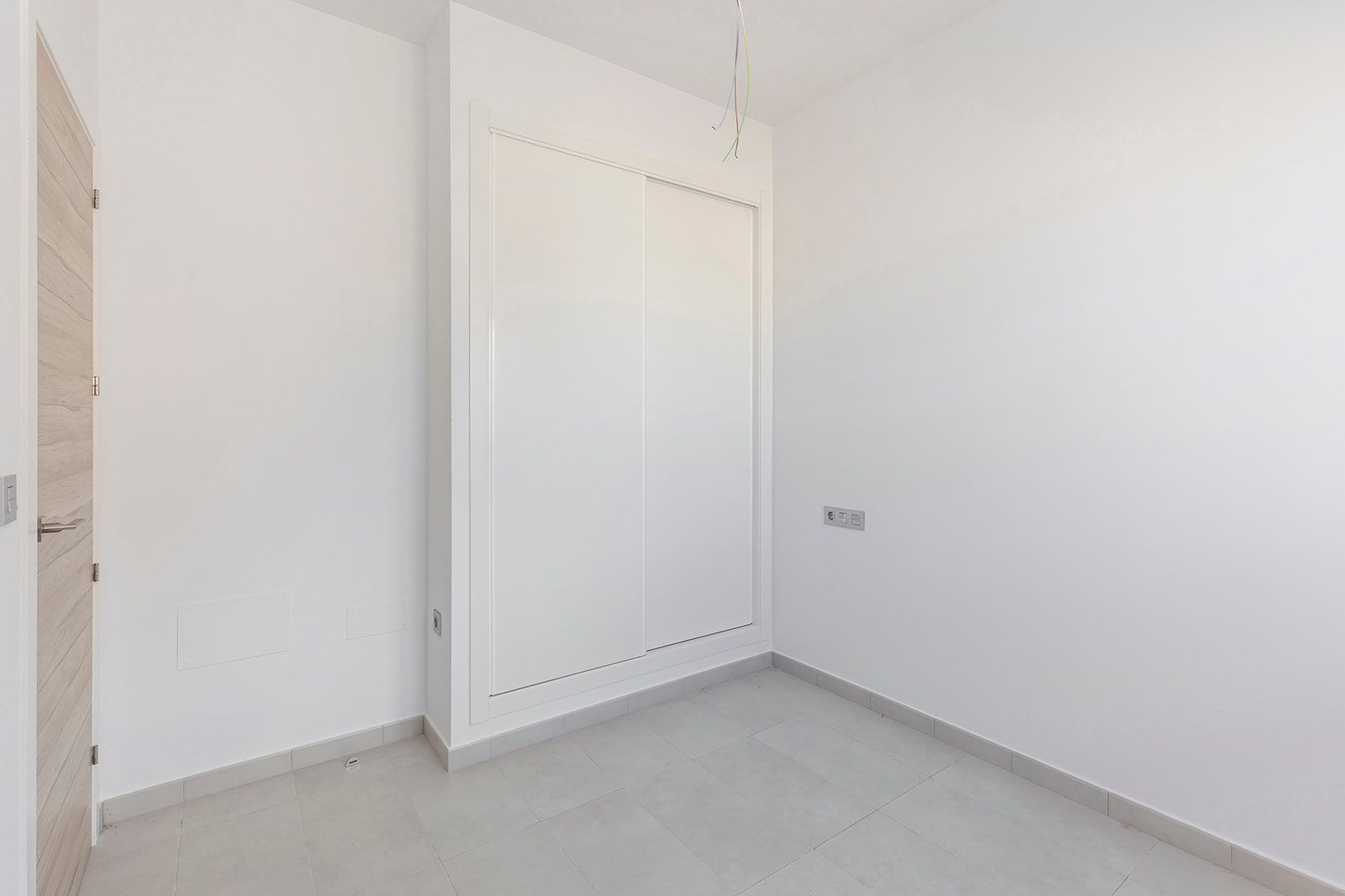 For sale - 3 Bedroom 2 Bathroom Villa in Villamartin - Orihuela Costa  - Alicante