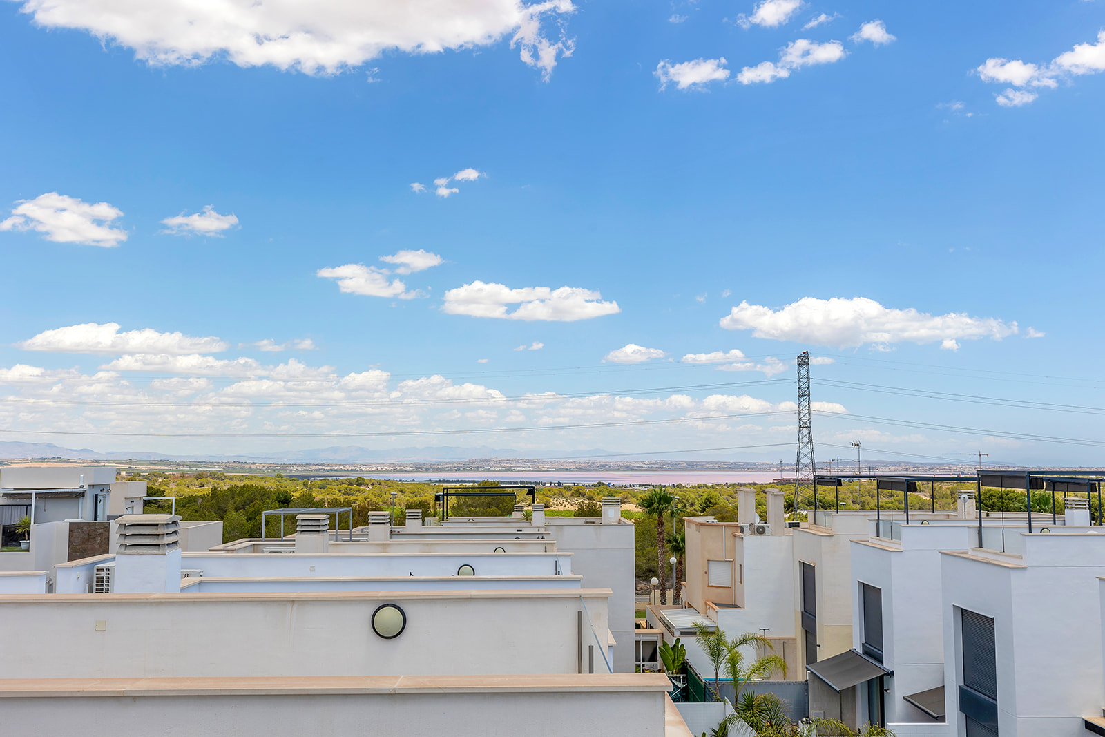 For sale - 3 Bedroom 2 Bathroom Villa in Villamartin - Orihuela Costa  - Alicante