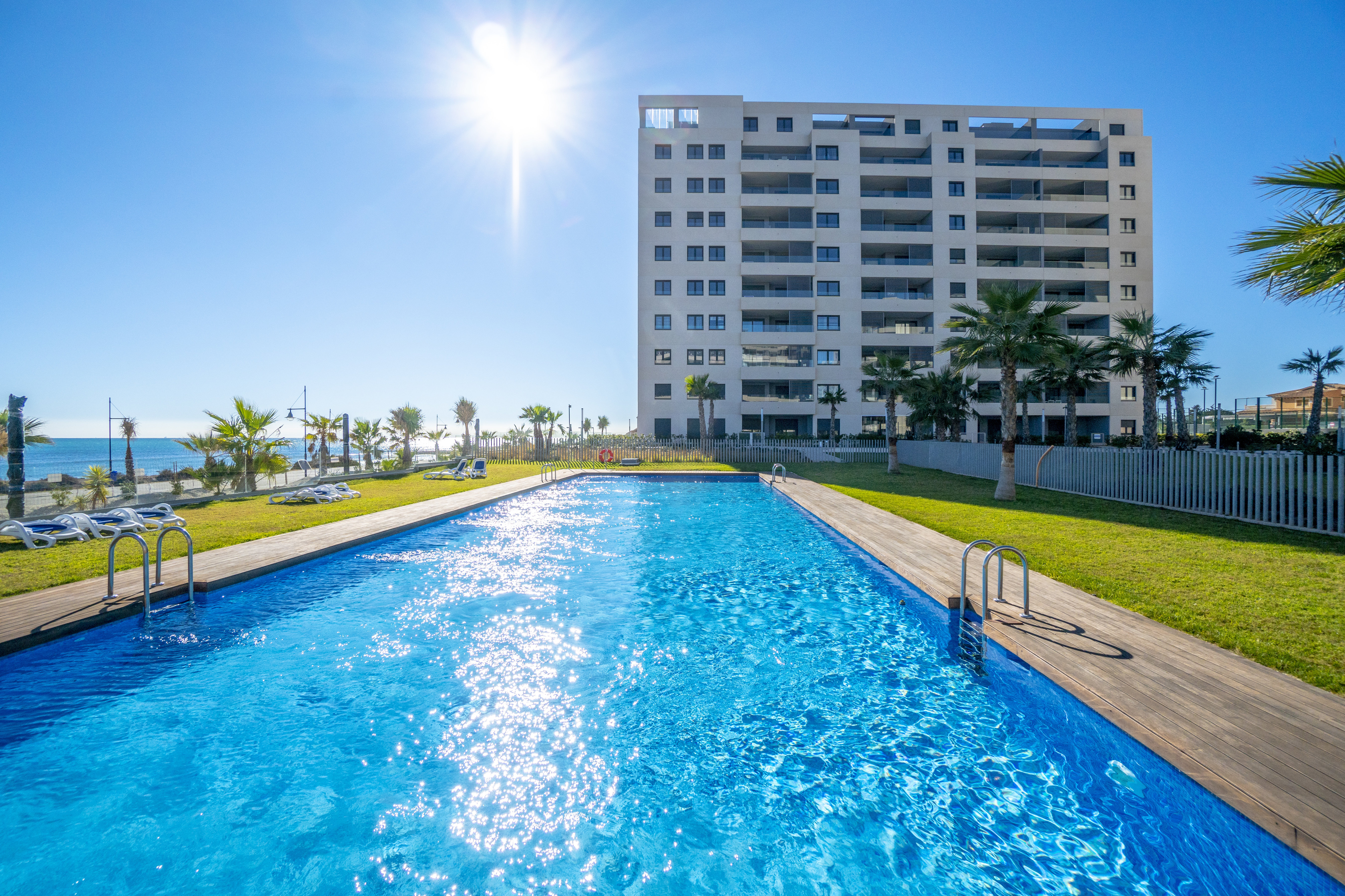 For sale - 3 Bedroom 2 Bathroom Penthouse in Torrevieja - Punta Prima  - Alicante