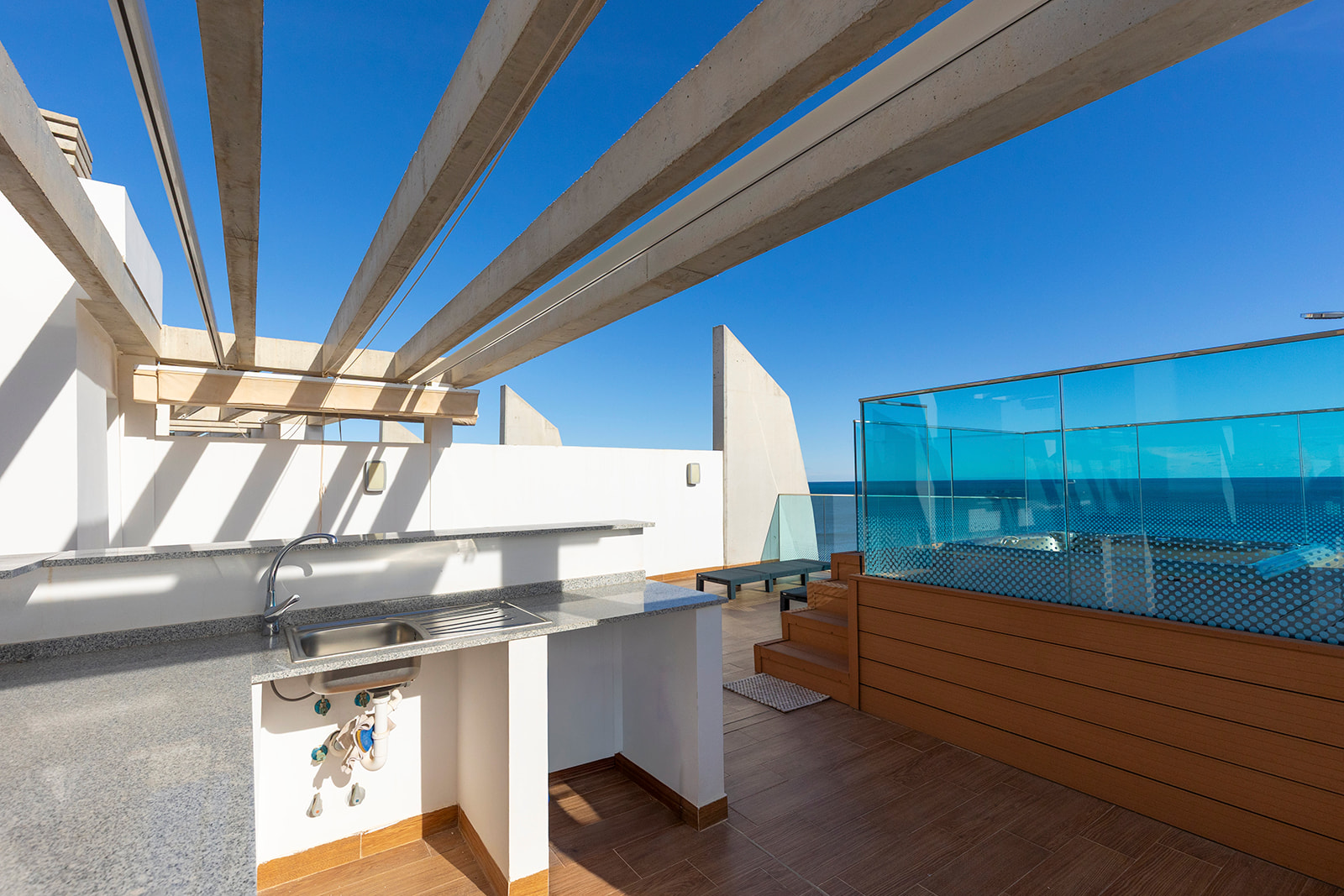 For sale - 2 Bedroom 2 Bathroom Penthouse in Torrevieja - Punta Prima  - Alicante