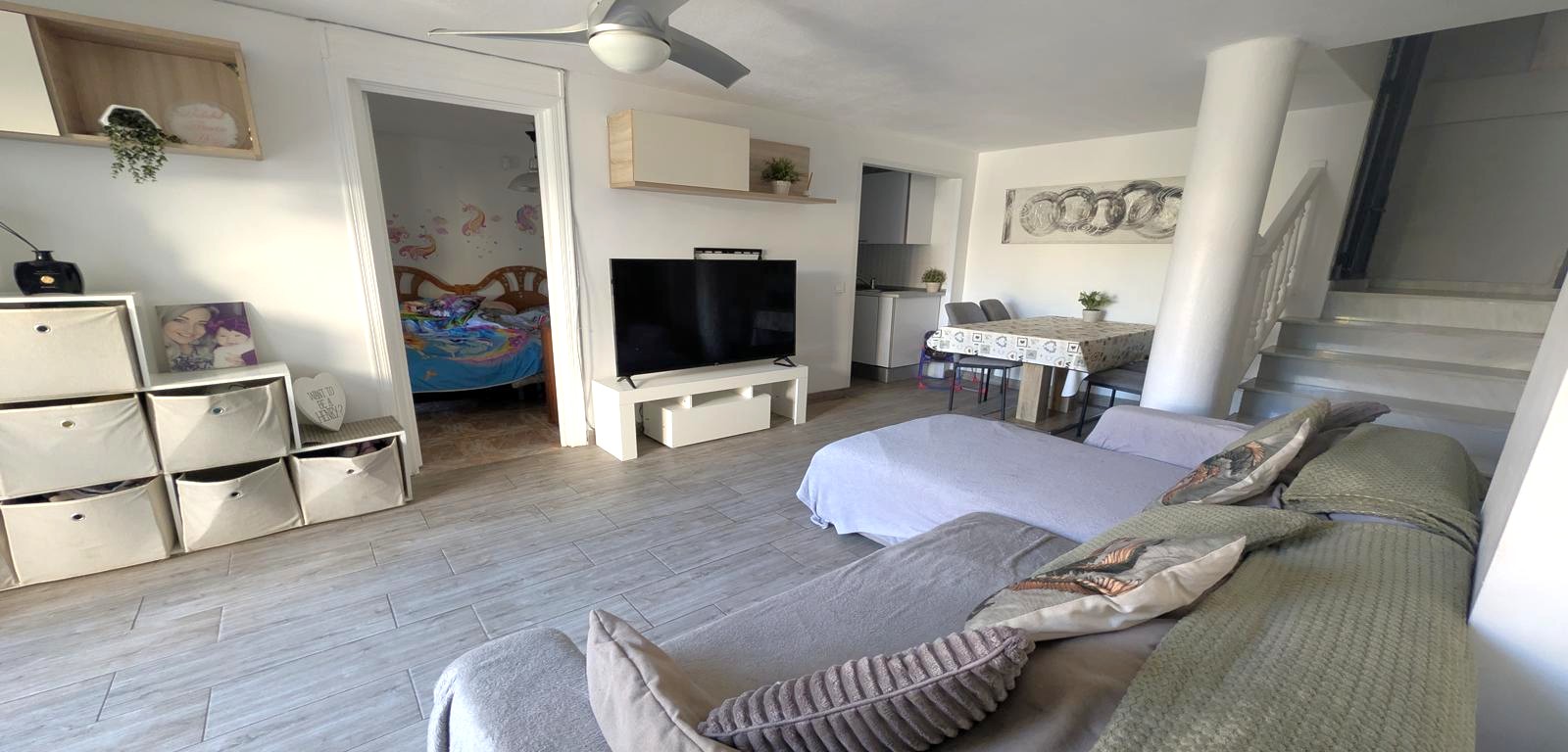 For sale - 4 Bedroom 3 Bathroom Villa in La Zenia - Costa Blanca  - Alicante