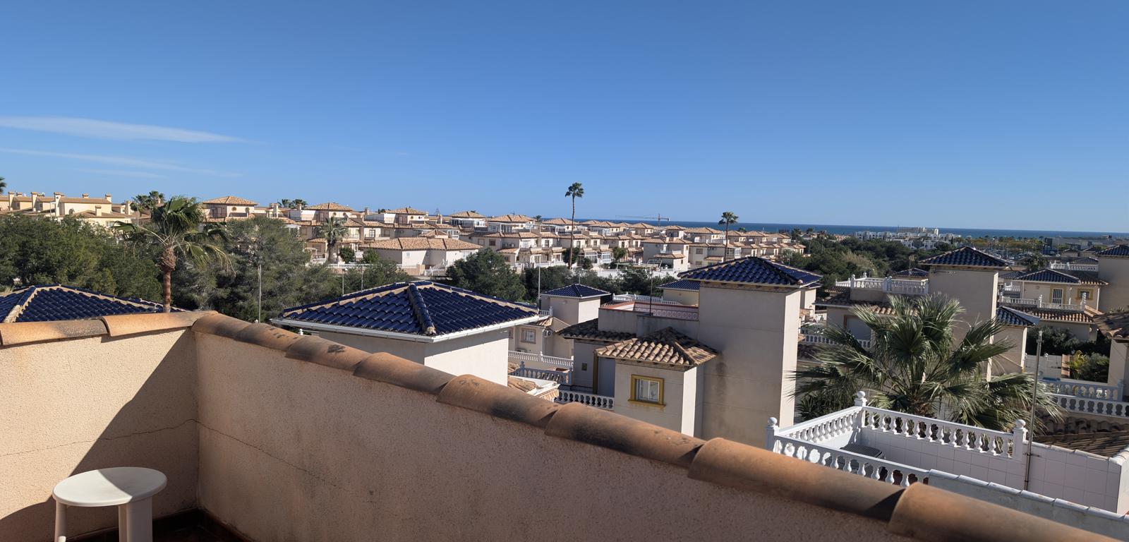 For sale - 4 Bedroom 3 Bathroom Villa in La Zenia - Costa Blanca  - Alicante