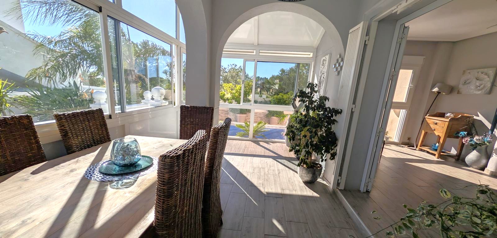 For sale - 4 Bedroom 3 Bathroom Villa in La Zenia - Costa Blanca  - Alicante