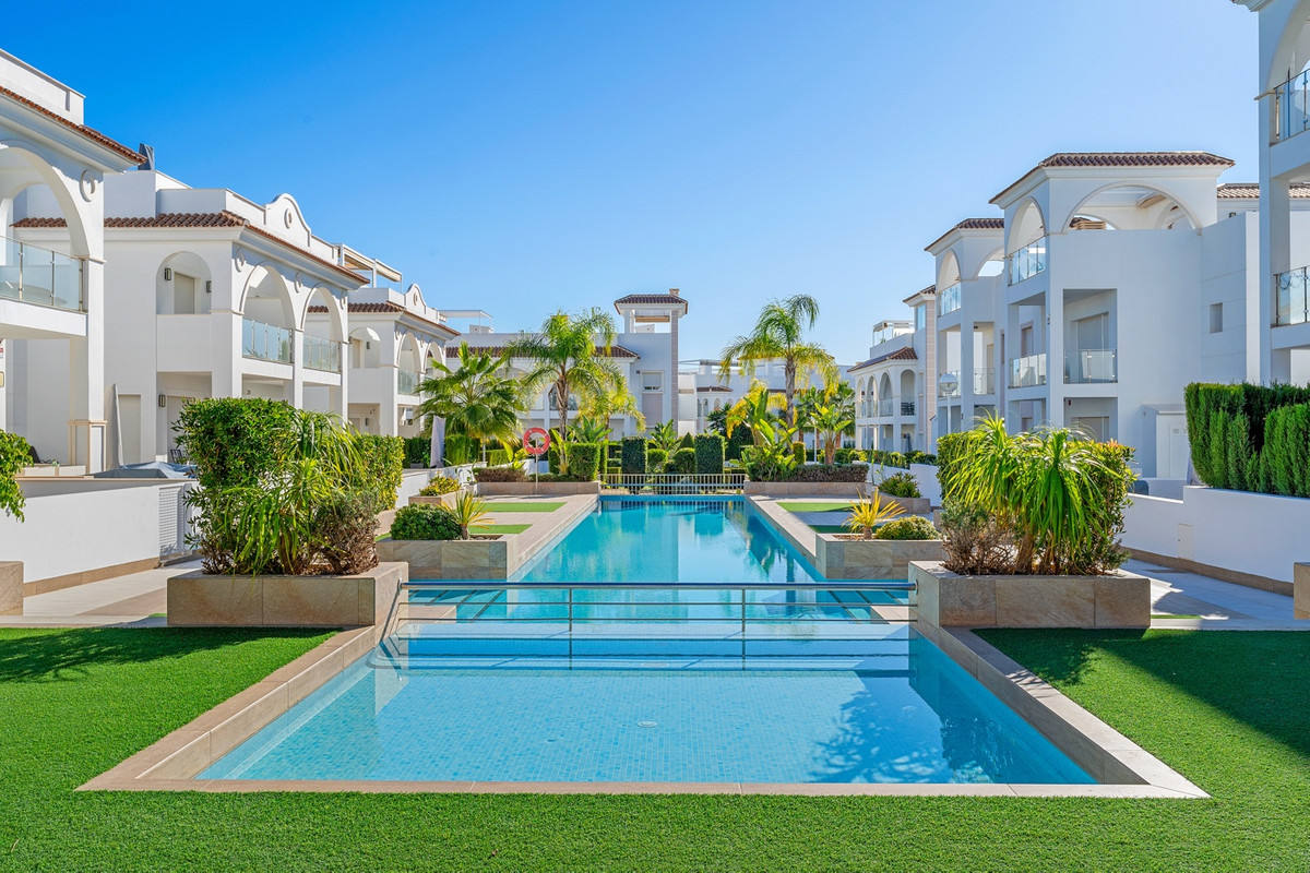 For sale - 3 Bedroom 3 Bathroom House - Townhouse in Rojales - Dona Pepa  - Alicante