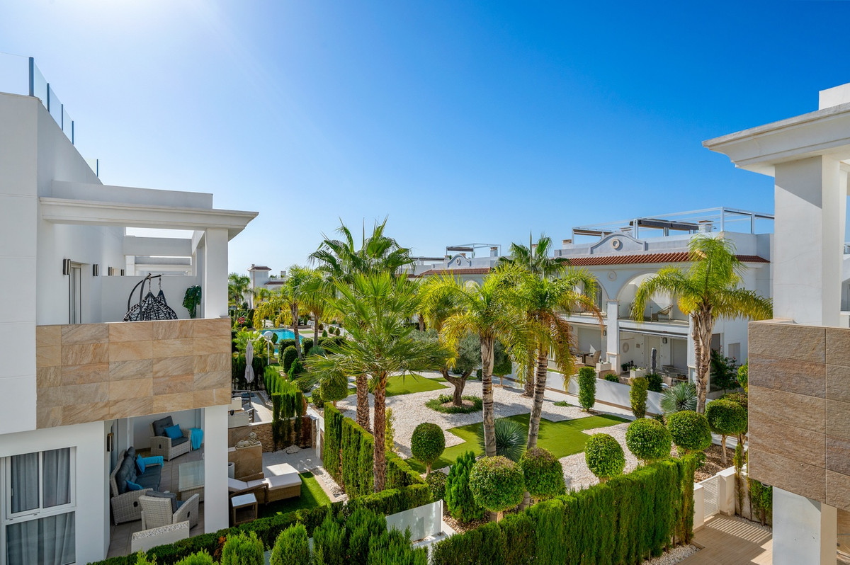 For sale - 3 Bedroom 3 Bathroom House - Townhouse in Rojales - Dona Pepa  - Alicante