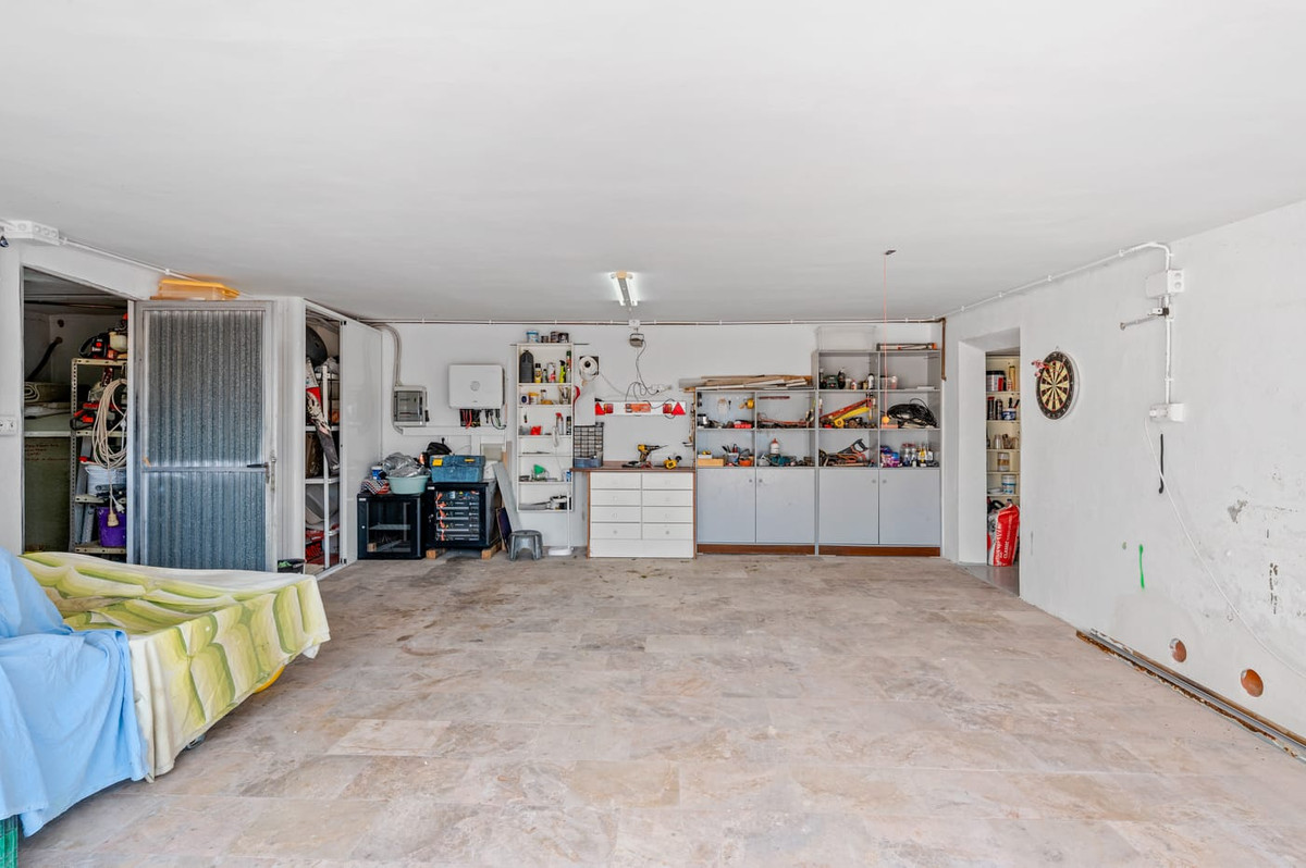 For sale - 4 Bedroom 3 Bathroom House - Finca - Cortijo in Orihuela - Torremendo  - Alicante