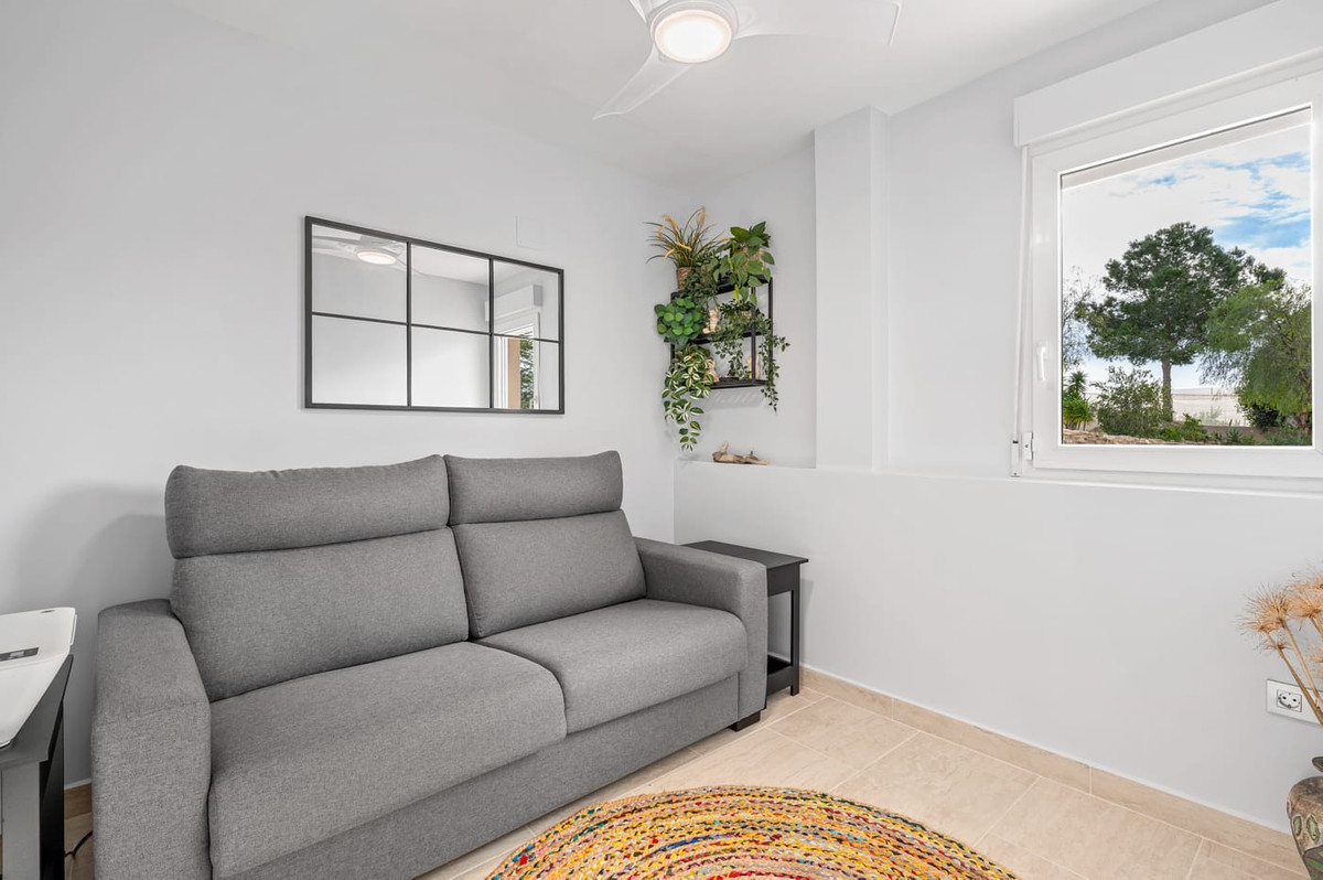 For sale - 4 Bedroom 3 Bathroom House - Finca - Cortijo in Orihuela - Torremendo  - Alicante