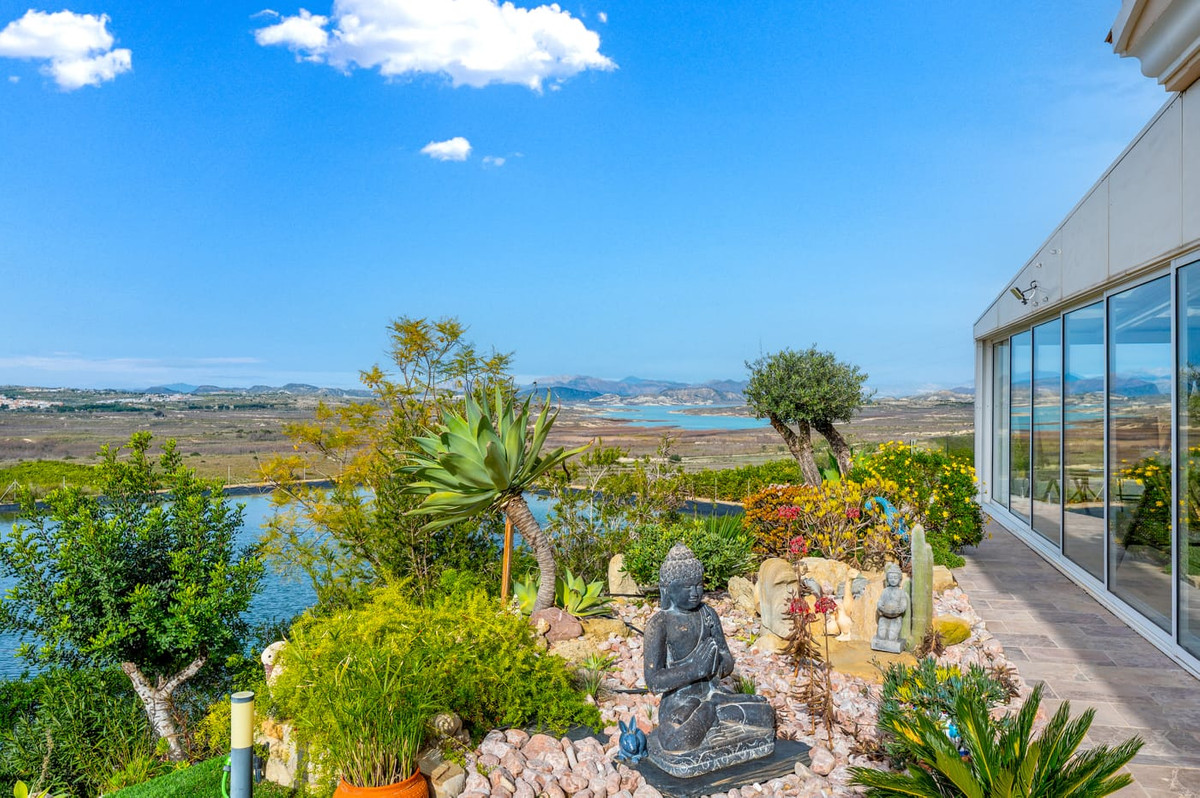 For sale - 4 Bedroom 3 Bathroom House - Finca - Cortijo in Orihuela - Torremendo  - Alicante