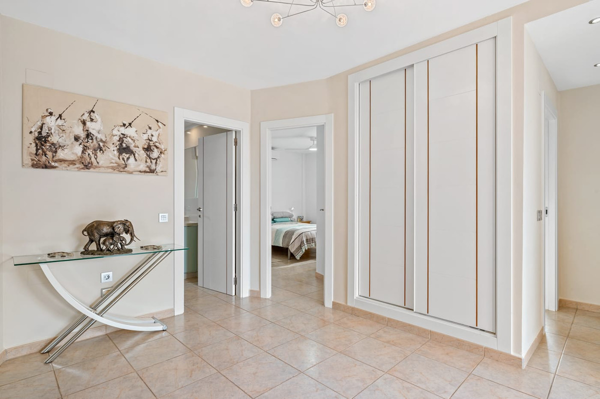 For sale - 4 Bedroom 3 Bathroom House - Finca - Cortijo in Orihuela - Torremendo  - Alicante