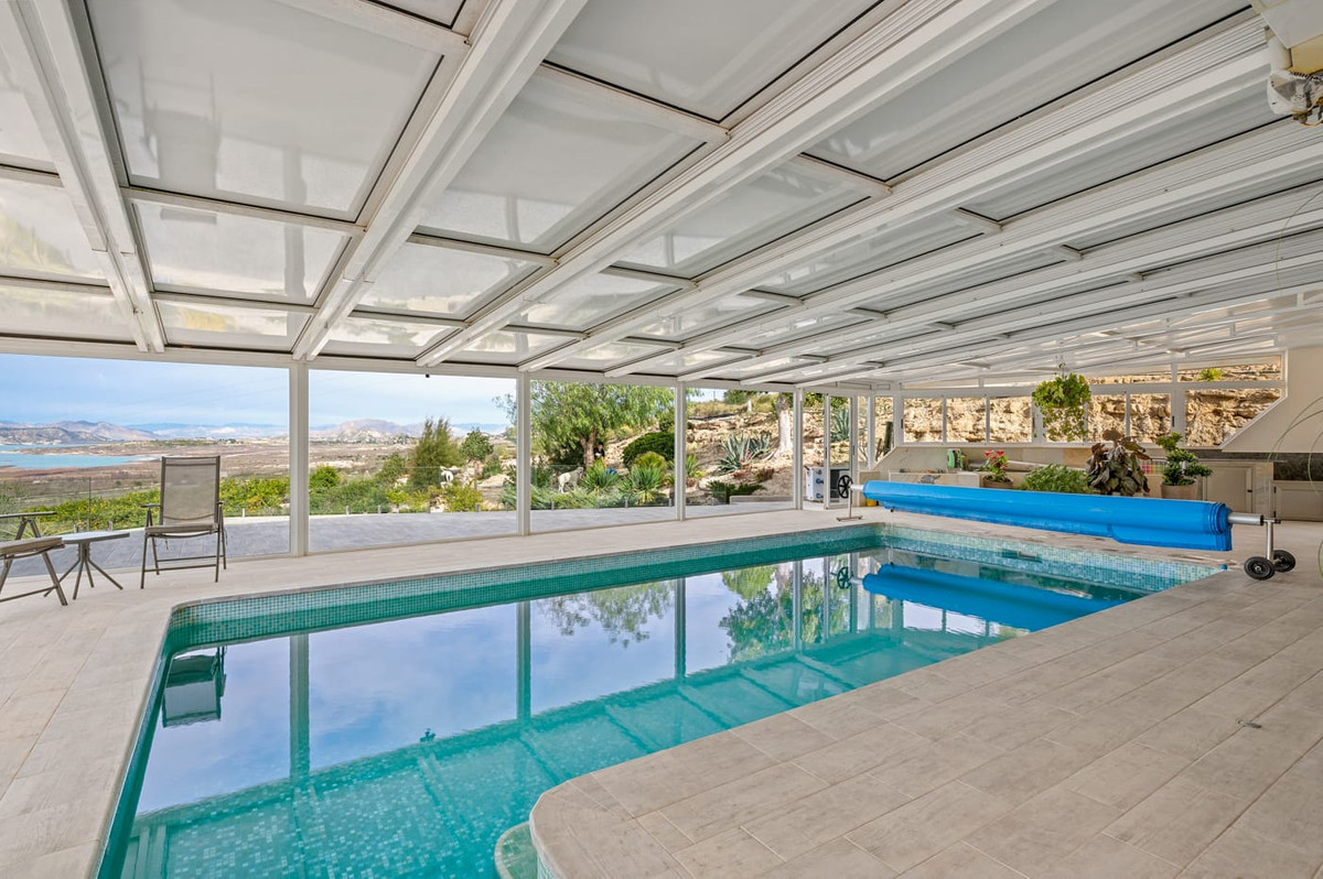 For sale - 4 Bedroom 3 Bathroom House - Finca - Cortijo in Orihuela - Torremendo  - Alicante