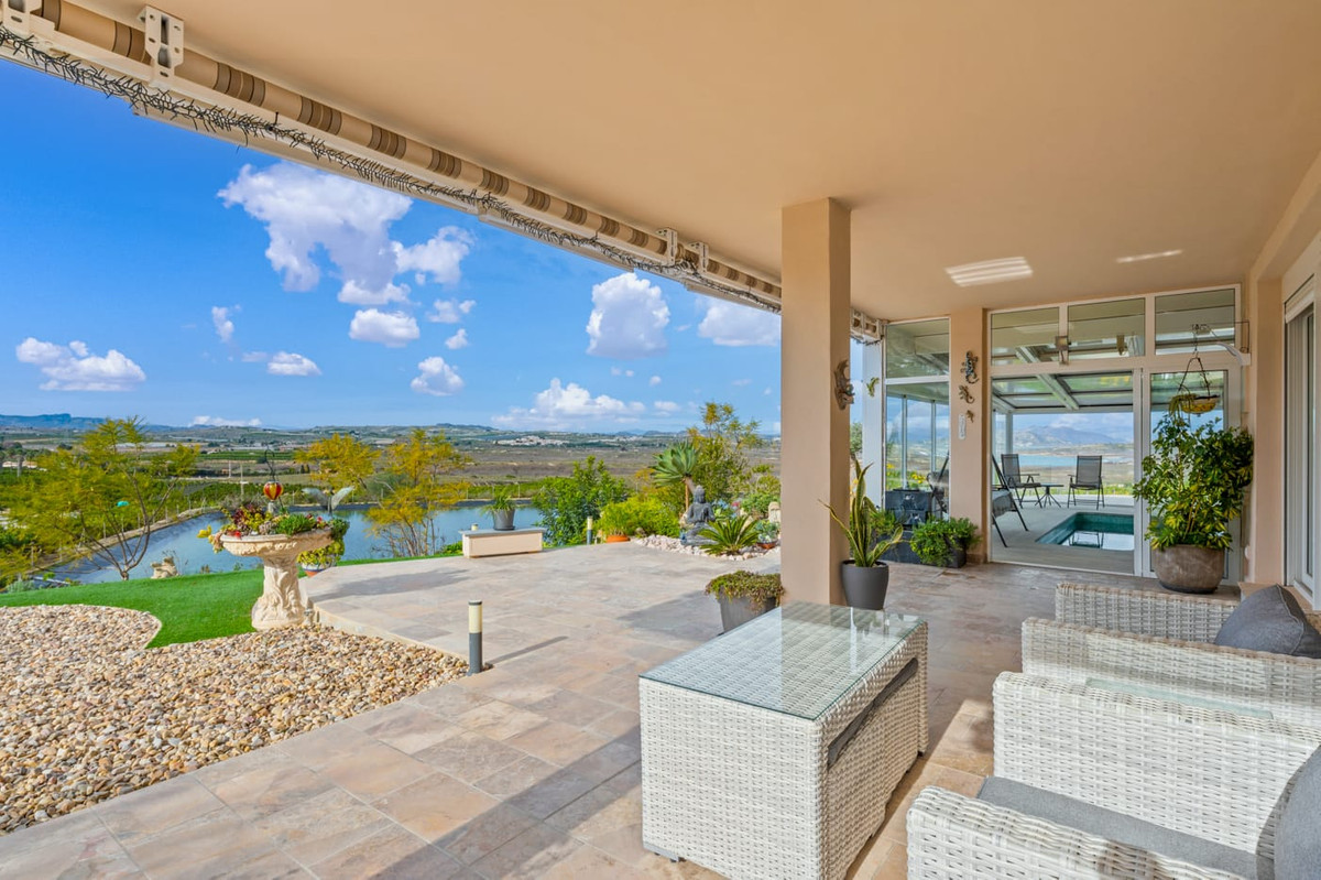 For sale - 4 Bedroom 3 Bathroom House - Finca - Cortijo in Orihuela - Torremendo  - Alicante